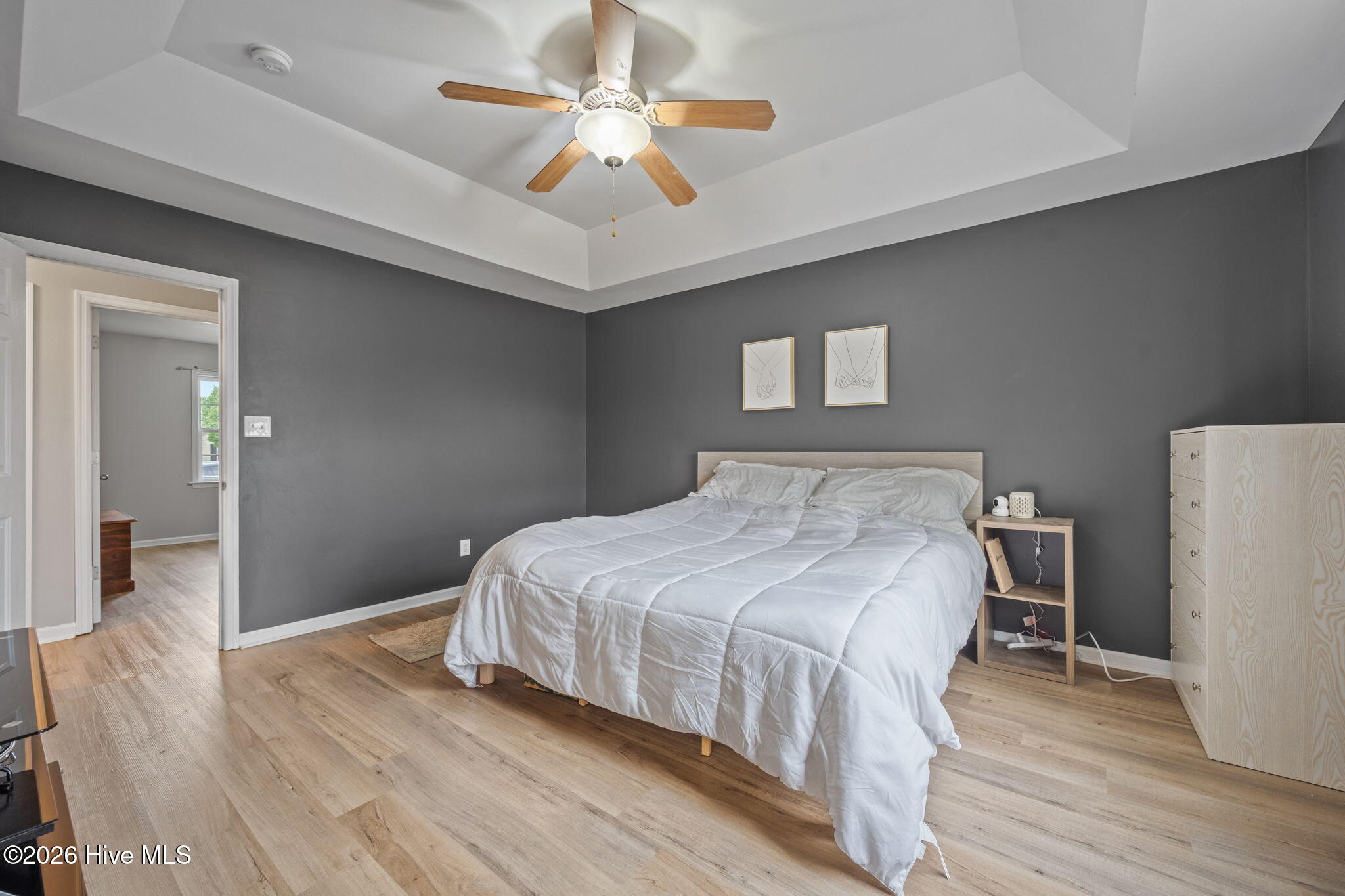 100562235 | Photo 22