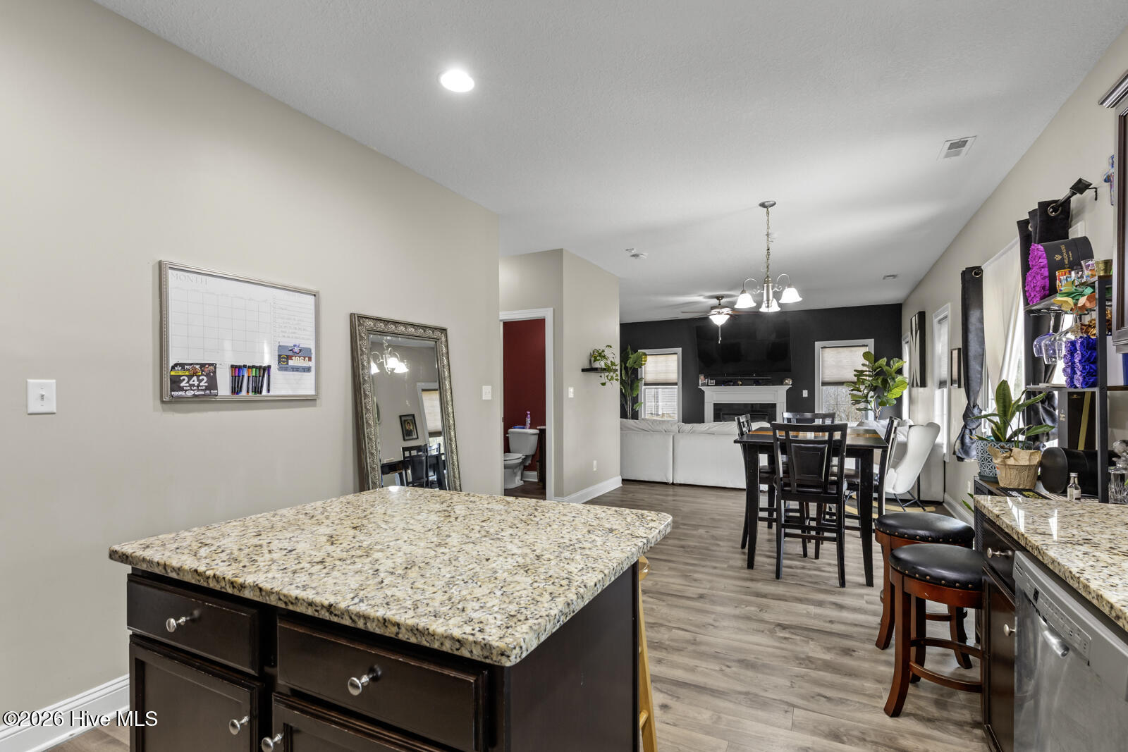 100558564 | Photo 10