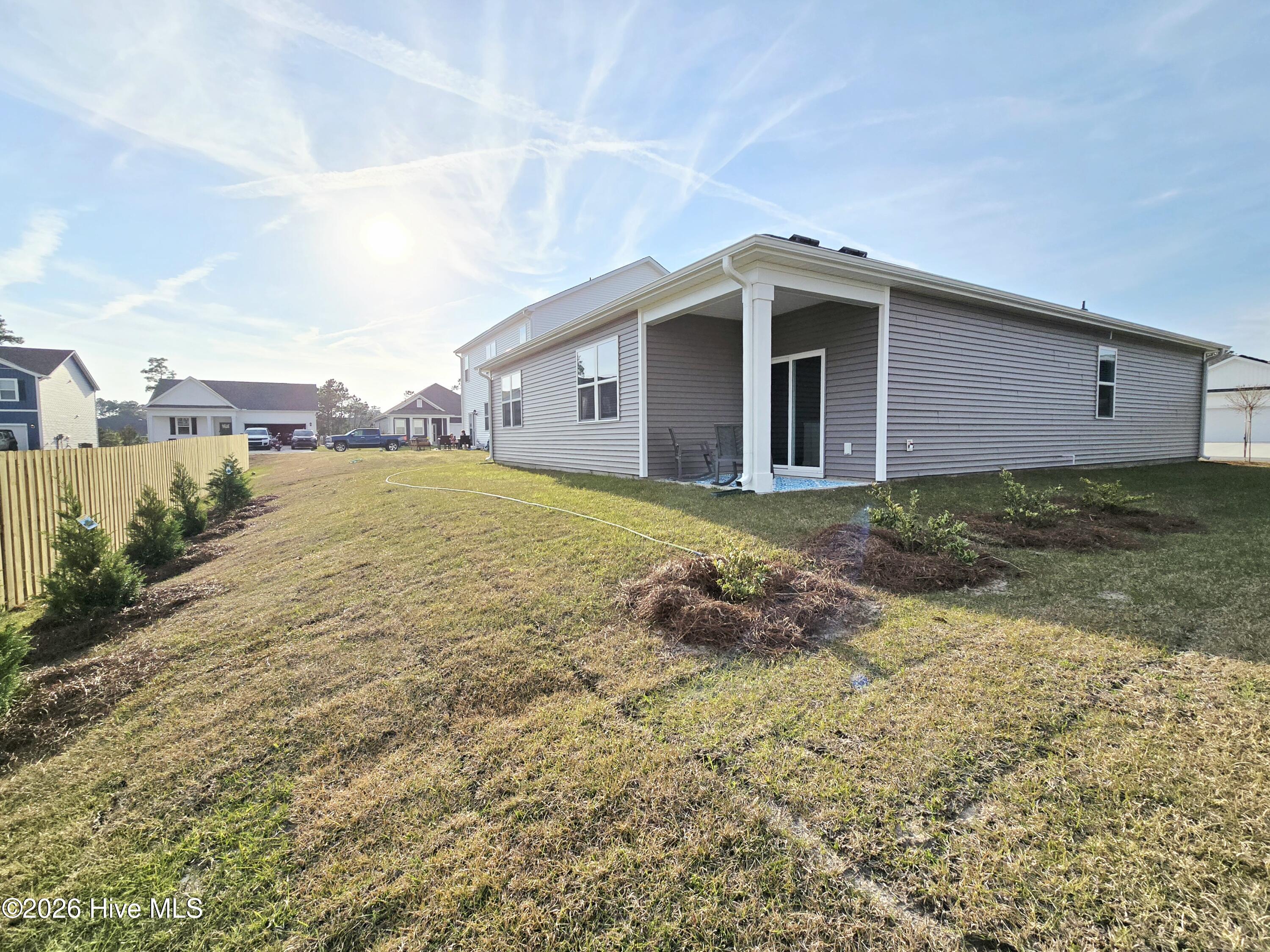 100556891 | Photo 16