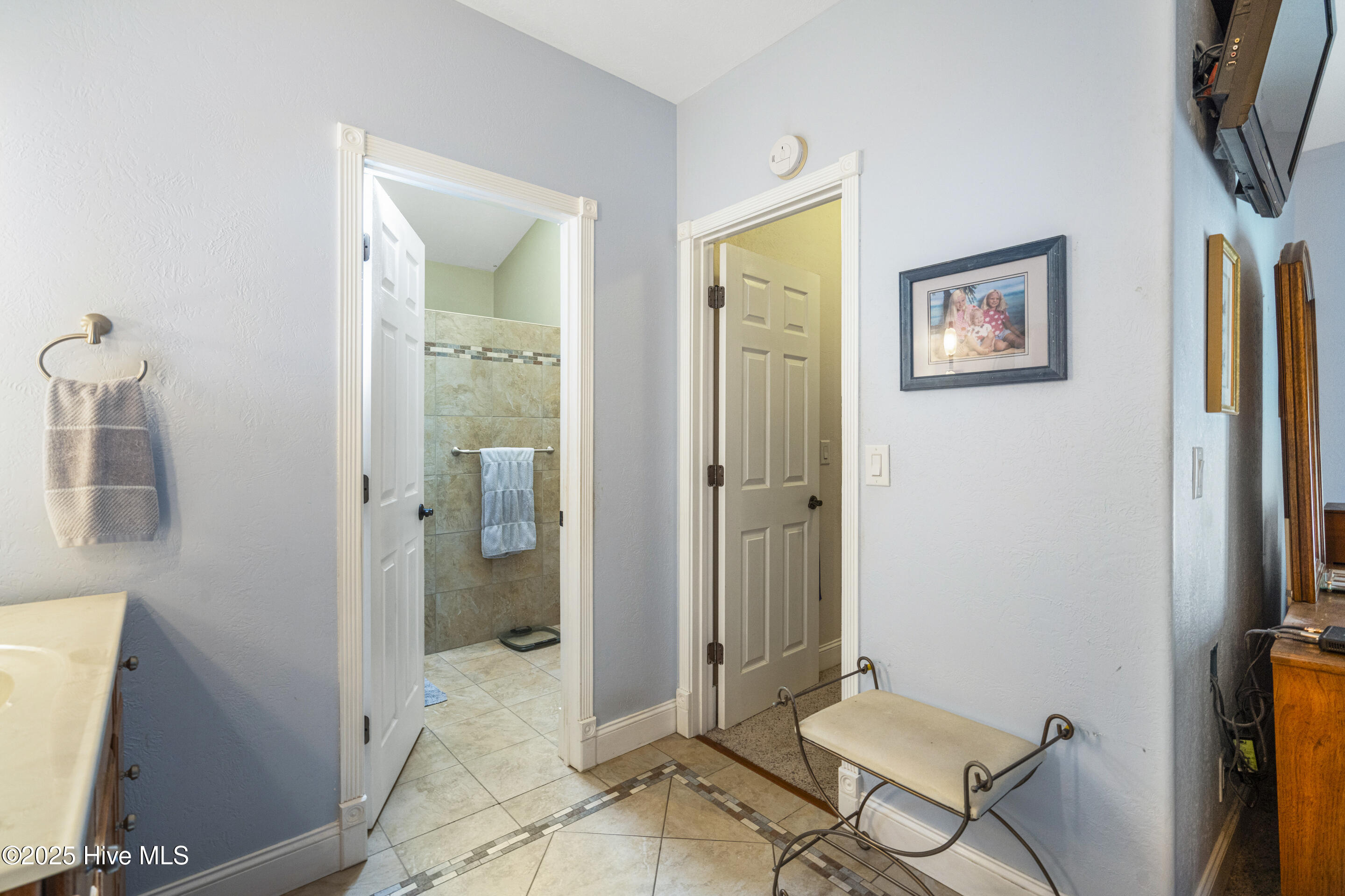 100569480 | Photo 39