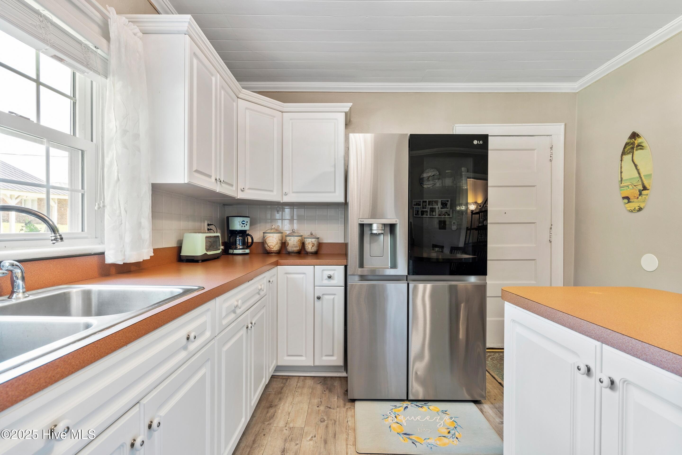 100510078 | Photo 19