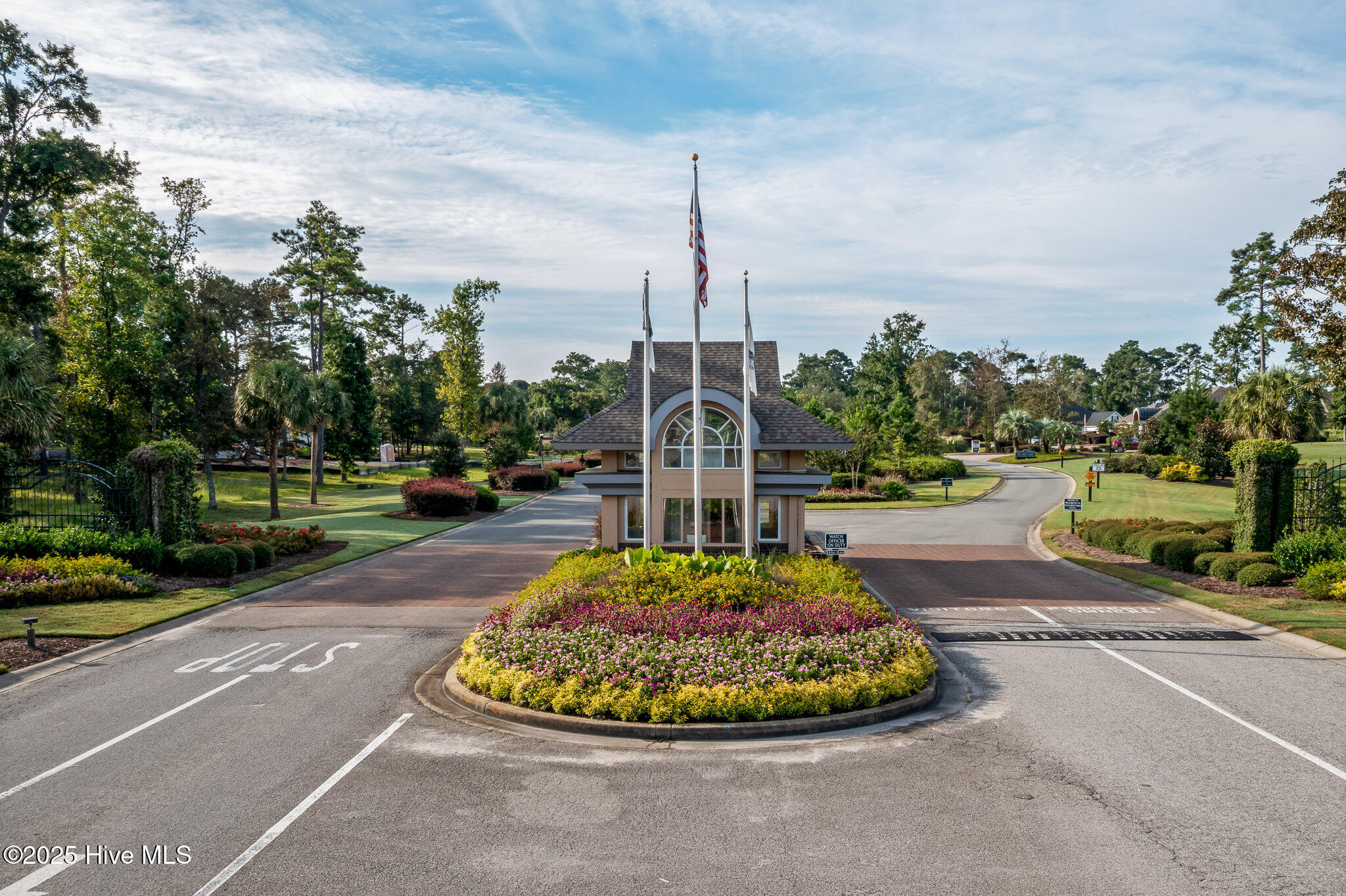 100528098 | Photo 49