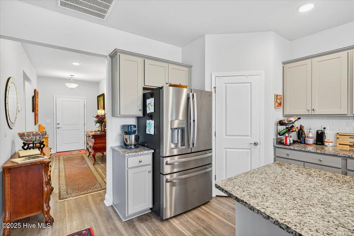 100532427 | Photo 11