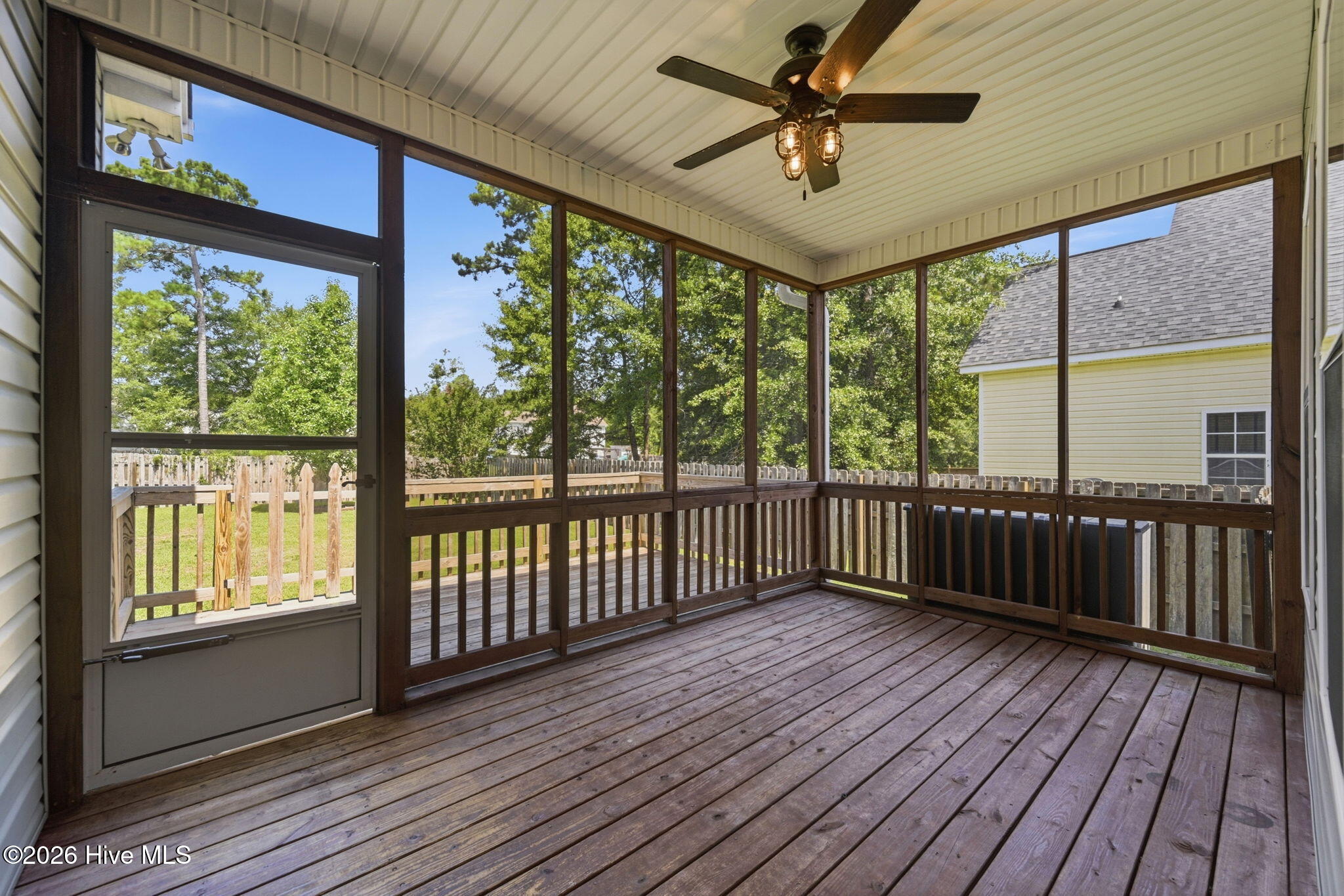 204 Wedgefield Circle,Maple Hill