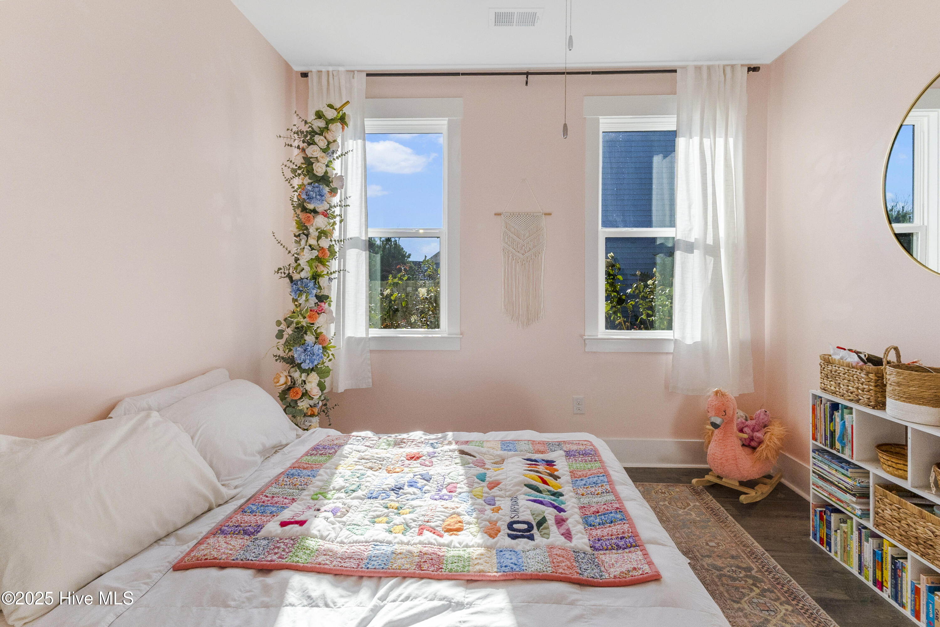 100545579 | Photo 34