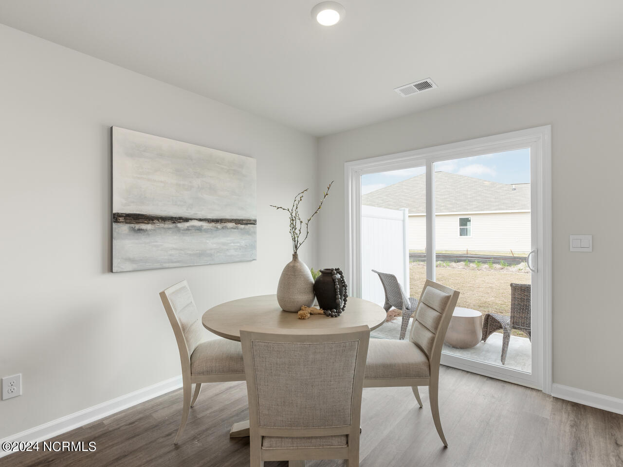 100562456 | Photo 17