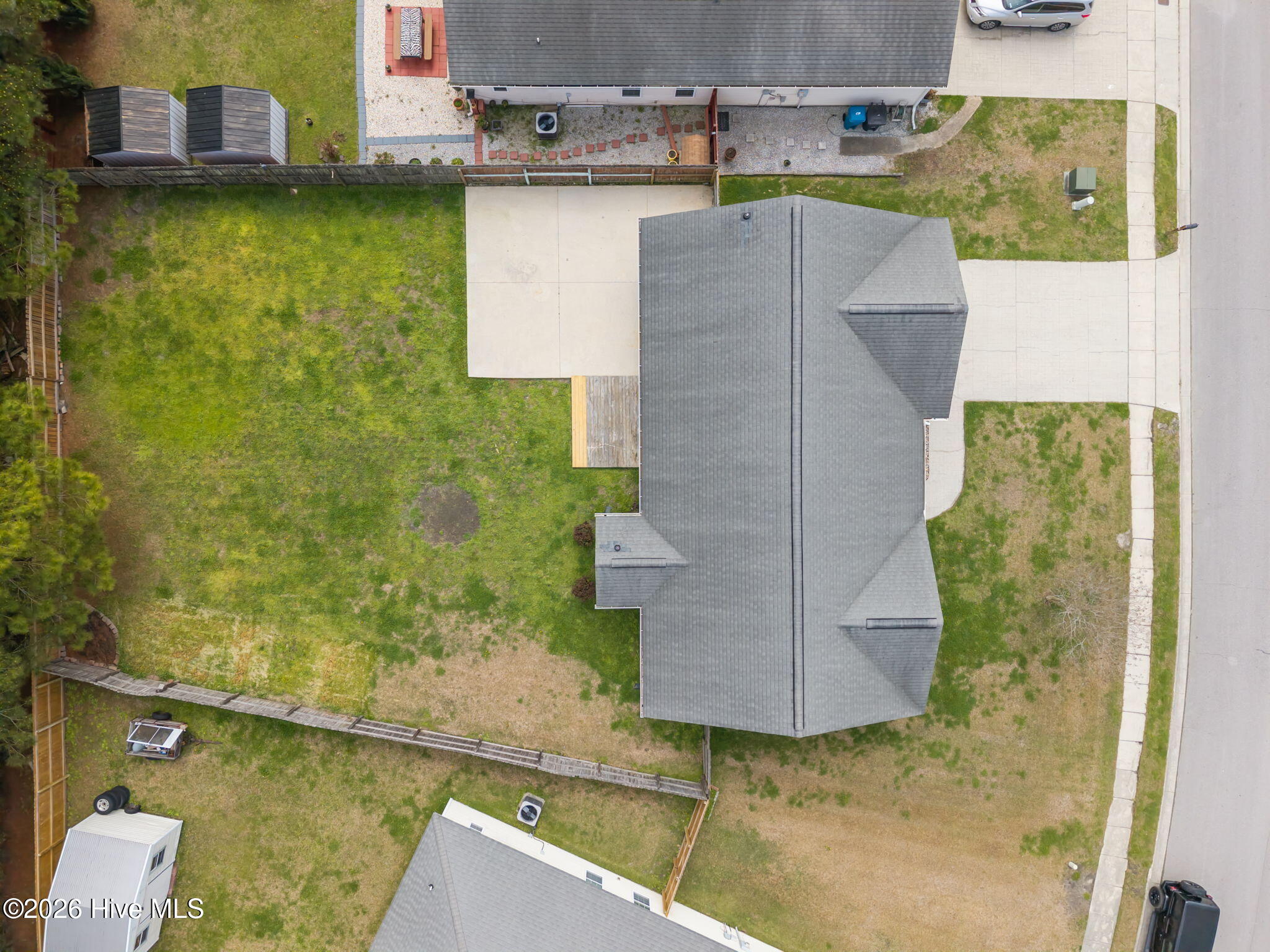 100561505 | Photo 36