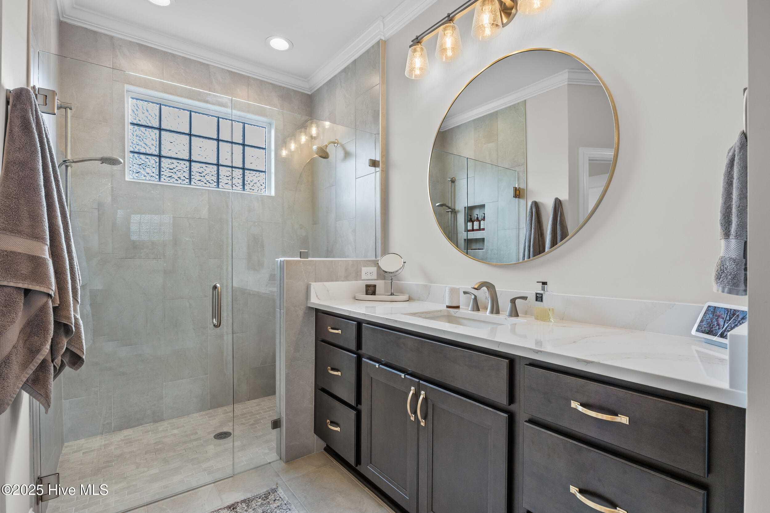 100515249 | Photo 30