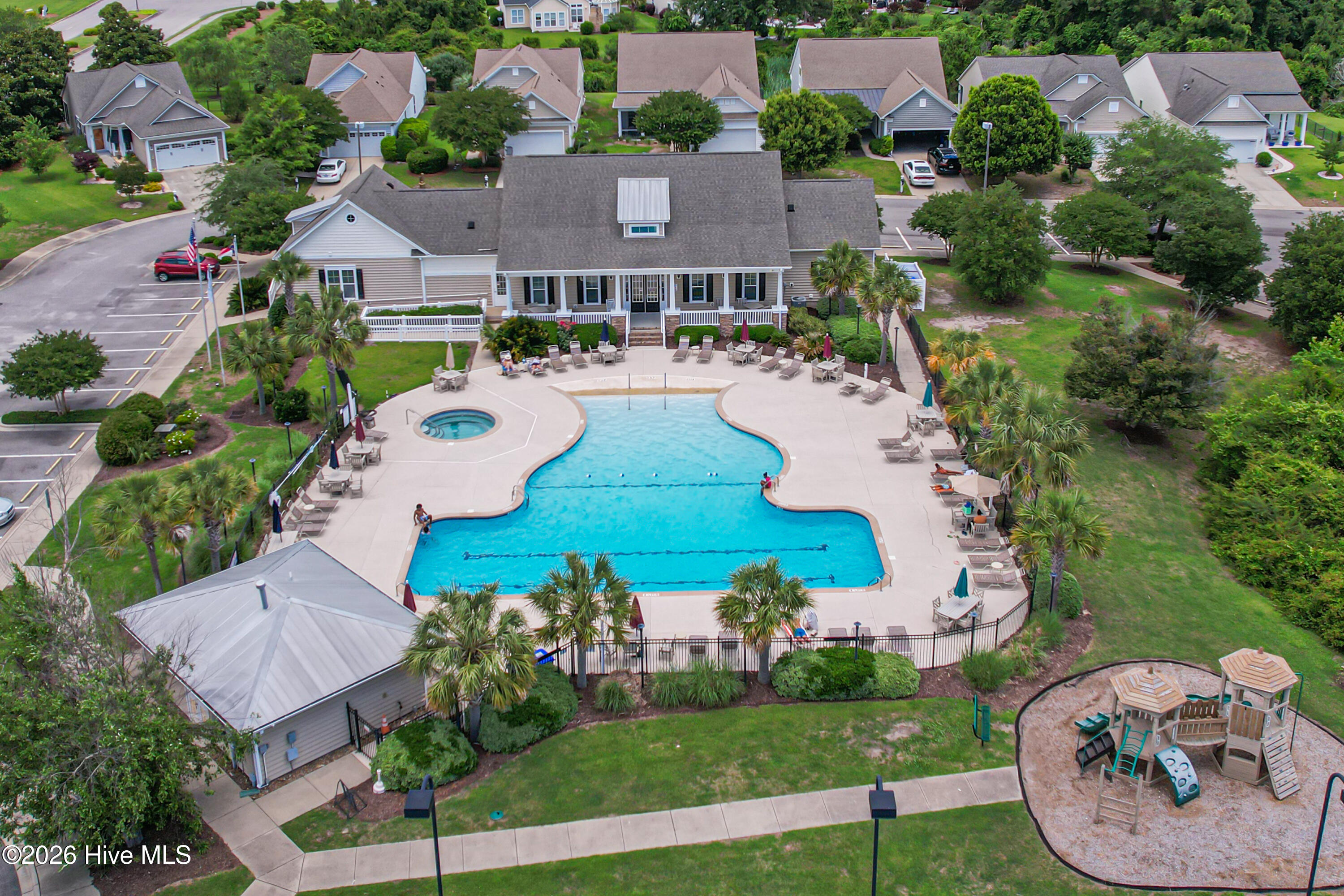 100558549 | Photo 16