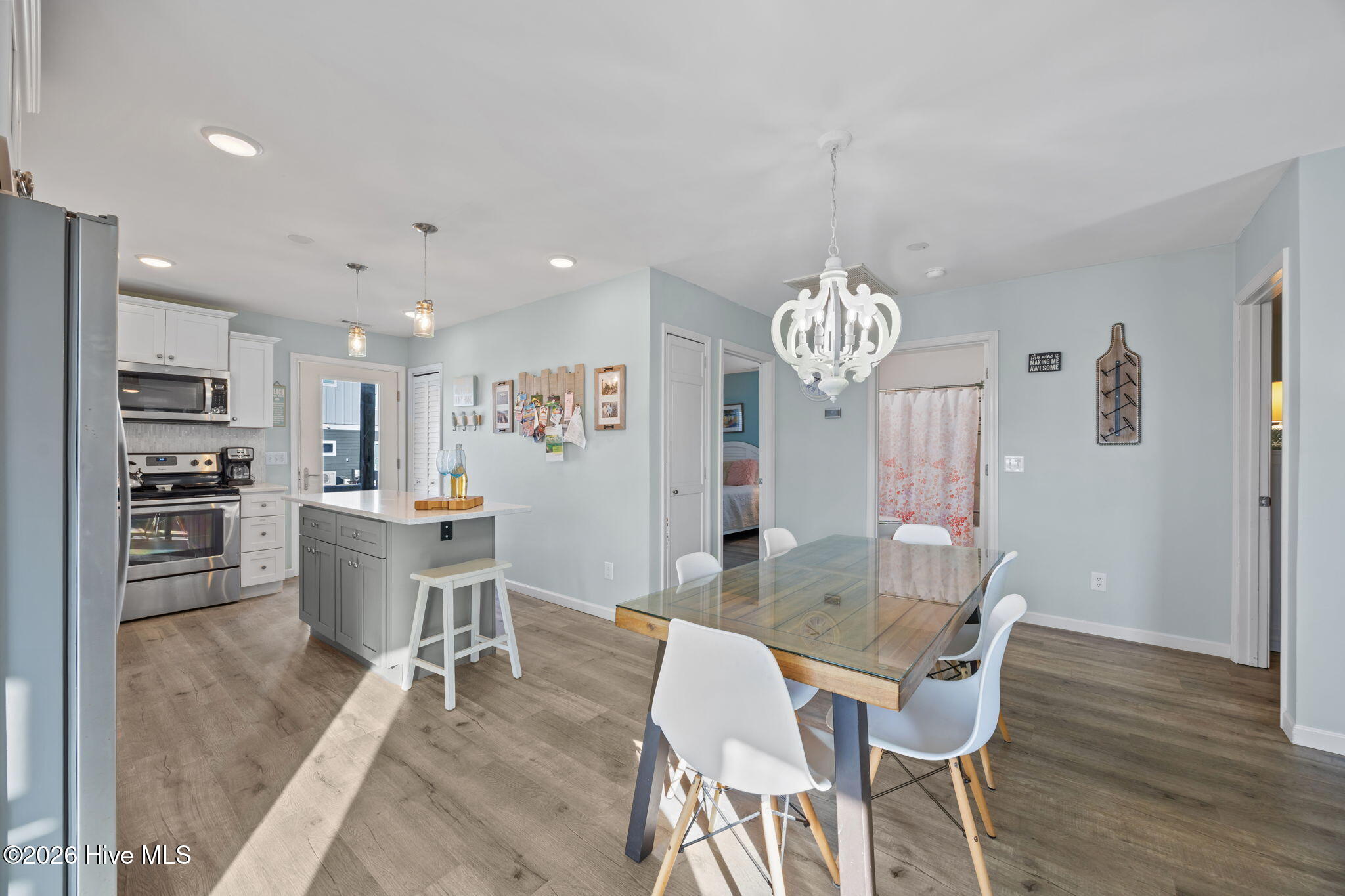 100553984 | Photo 20