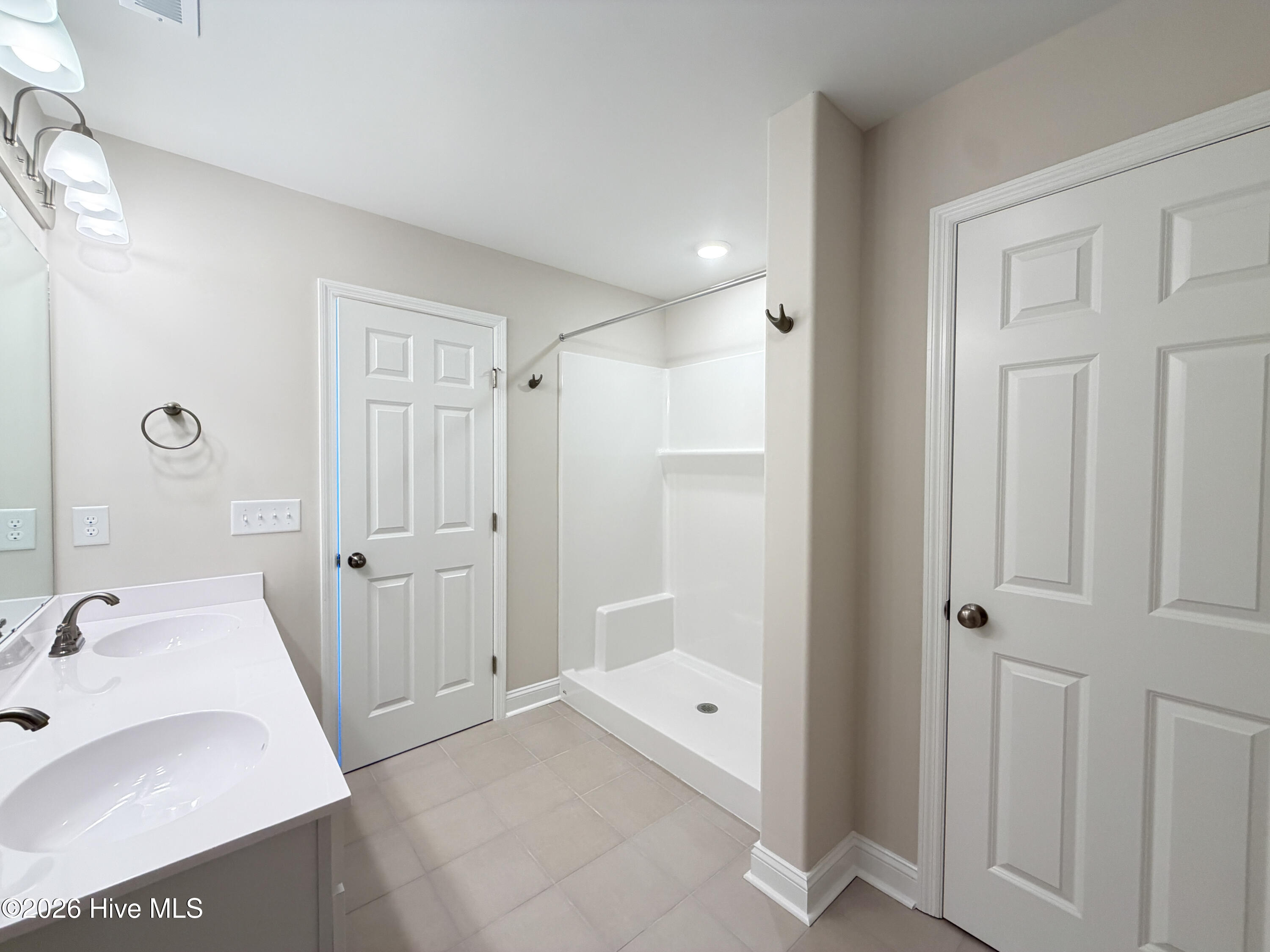 100551555 | Photo 17