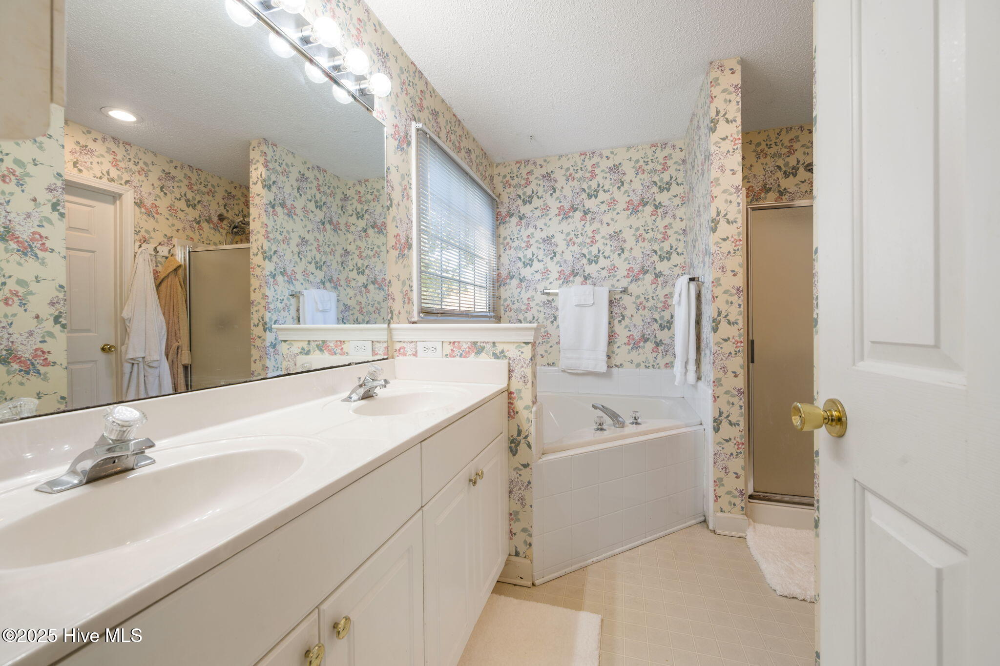 100545909 | Photo 23