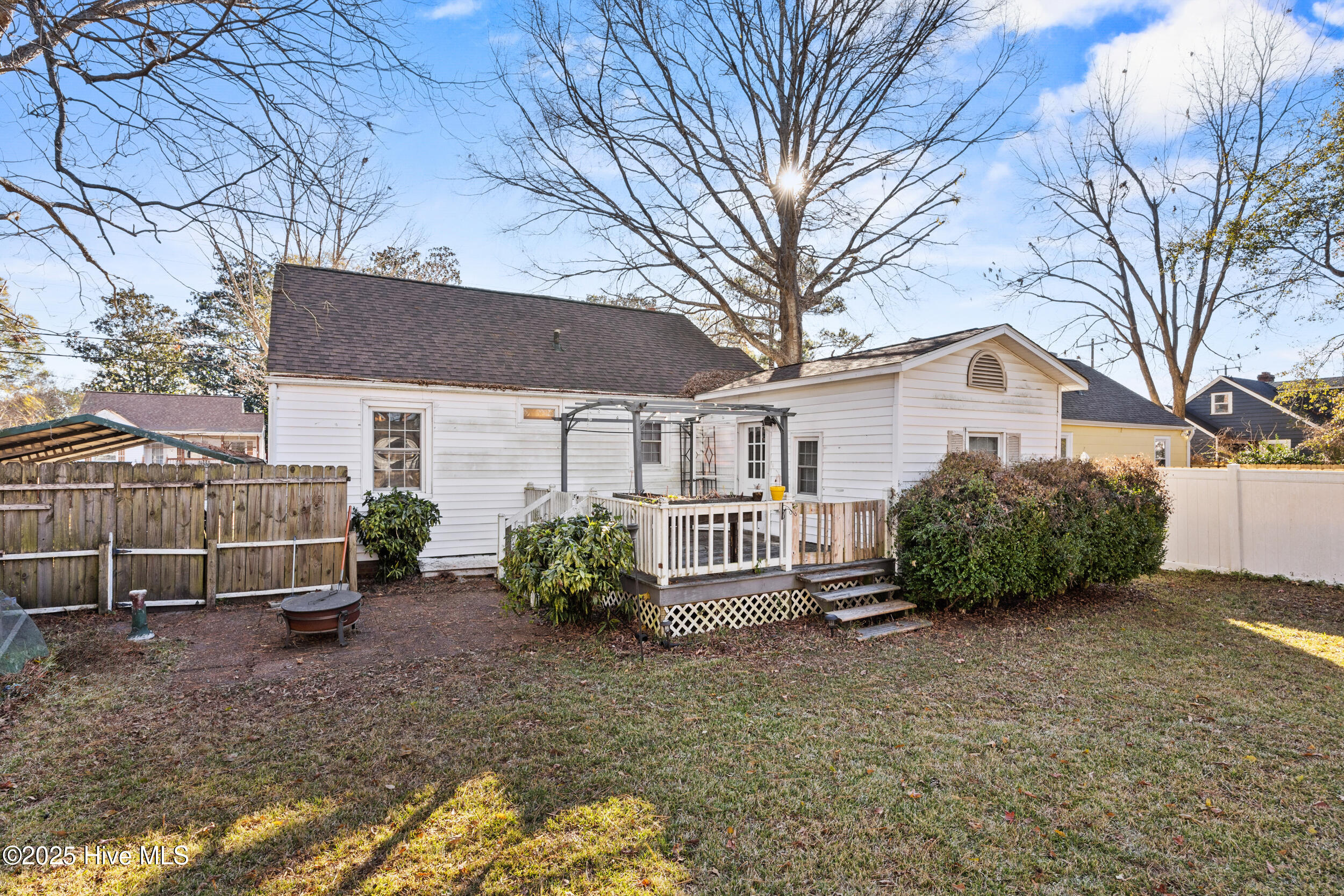 100546074 | Photo 23