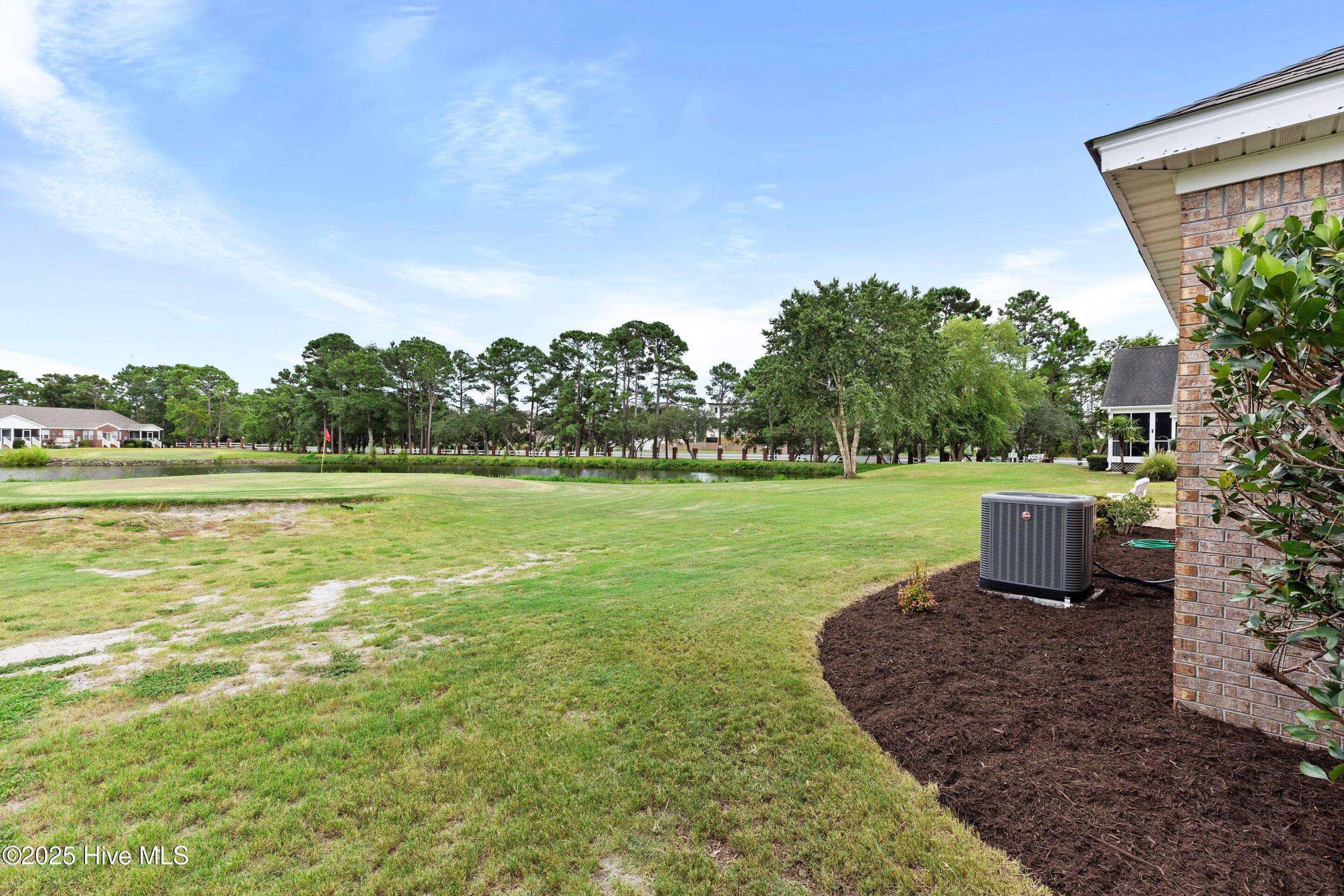 100528797 | Photo 48