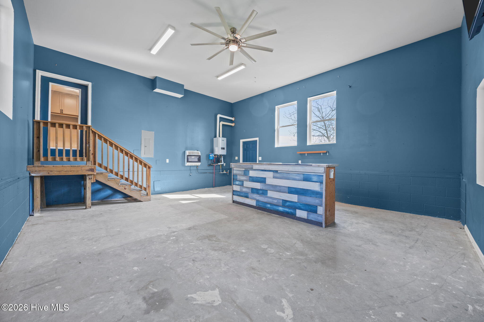 100562529 | Photo 20