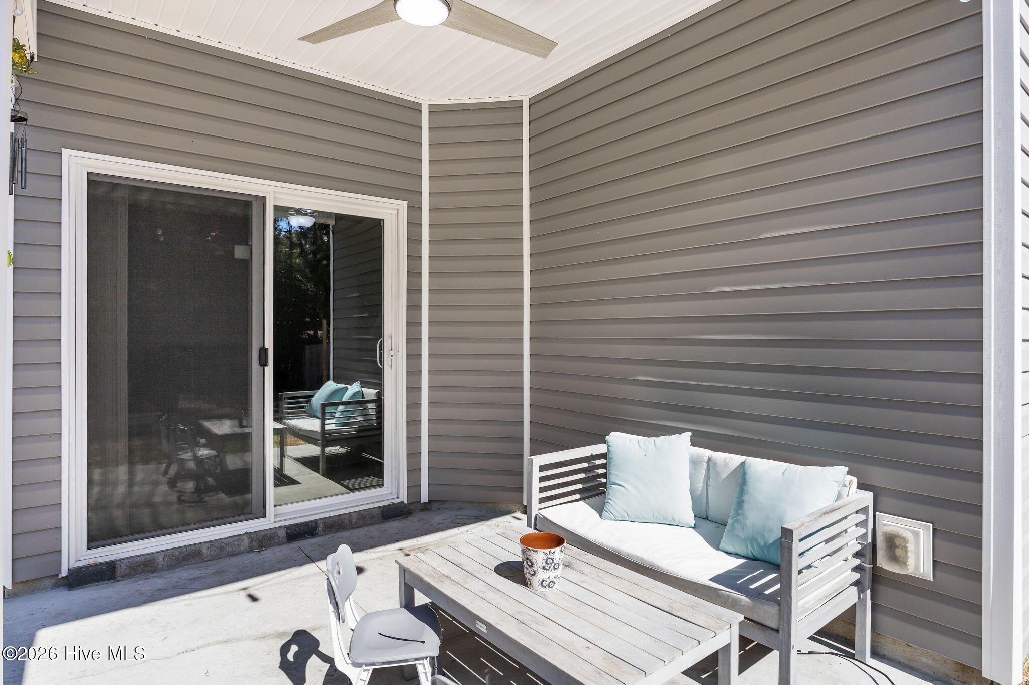 100556762 | Photo 36