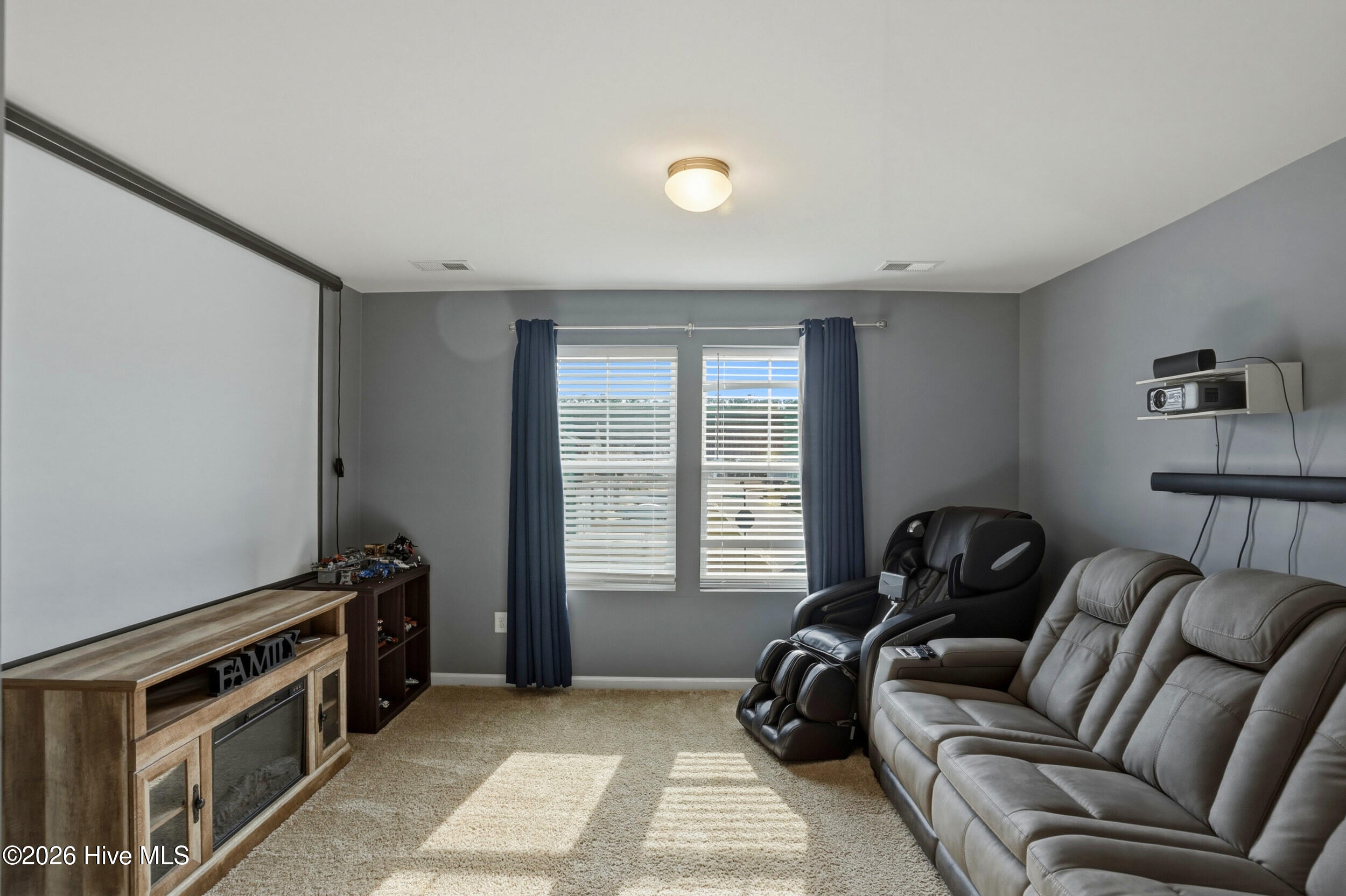 100556513 | Photo 29