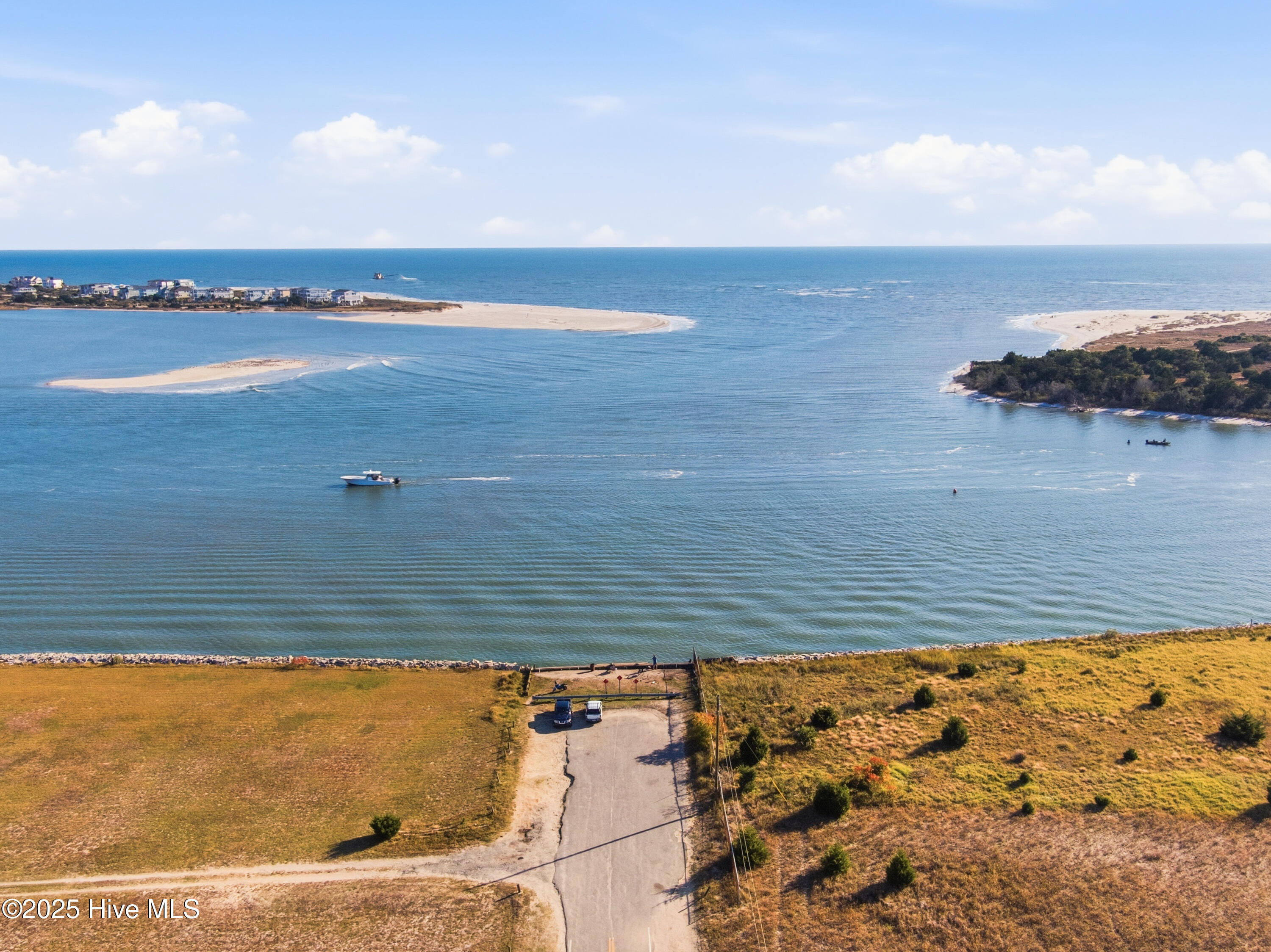 100546082 | Photo 25