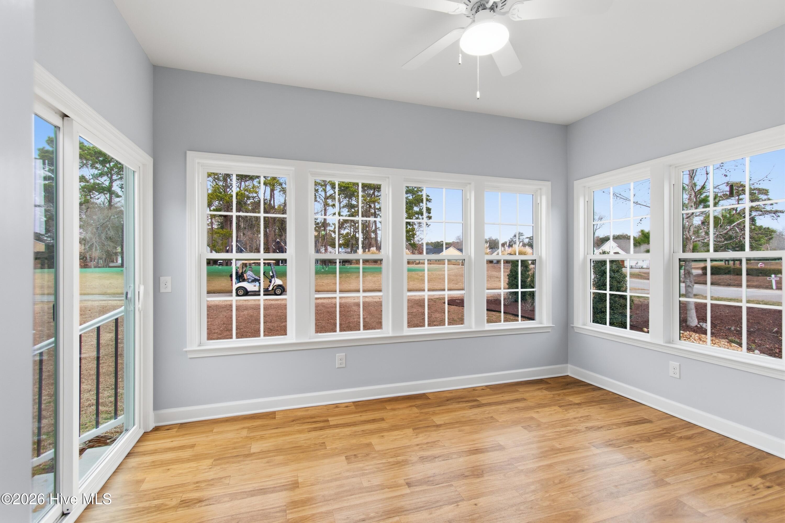 100555748 | Photo 23