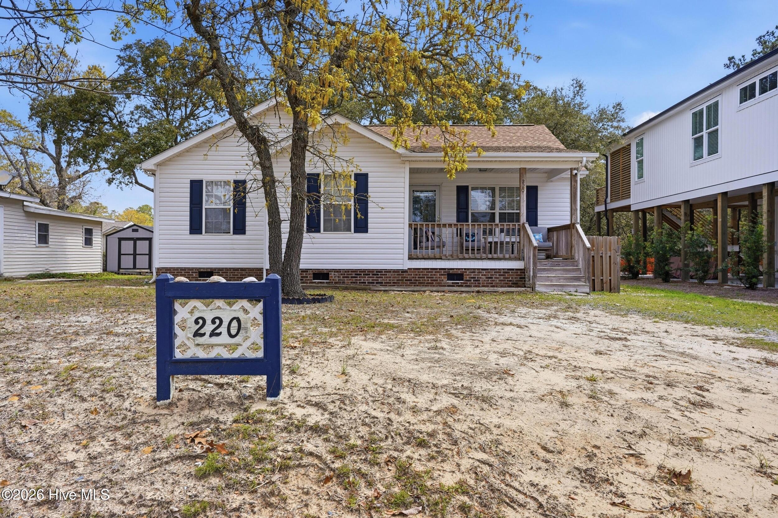 125 NE 15th Street, Oak Island, NC, 28465
