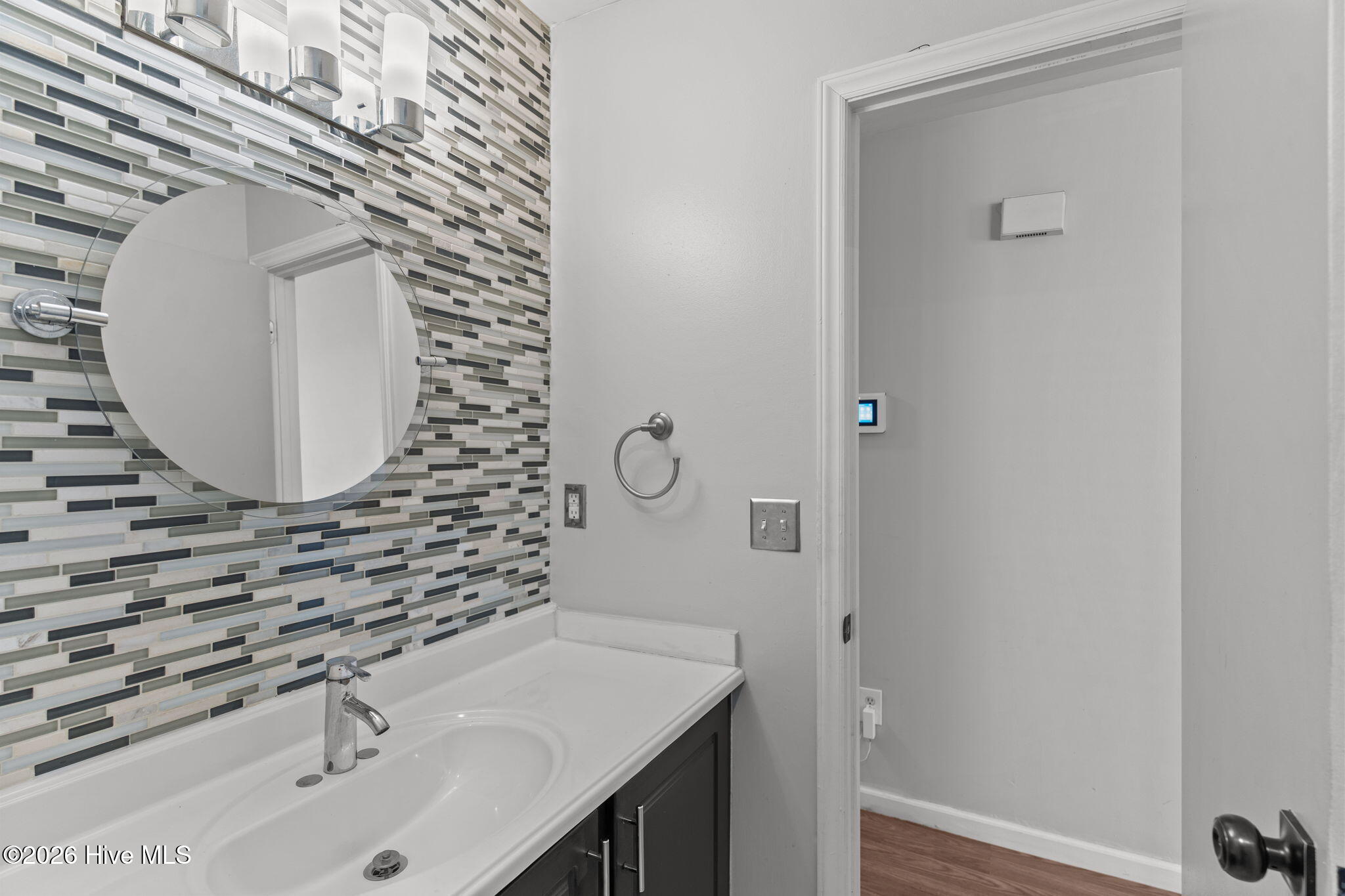 100552735 | Photo 19