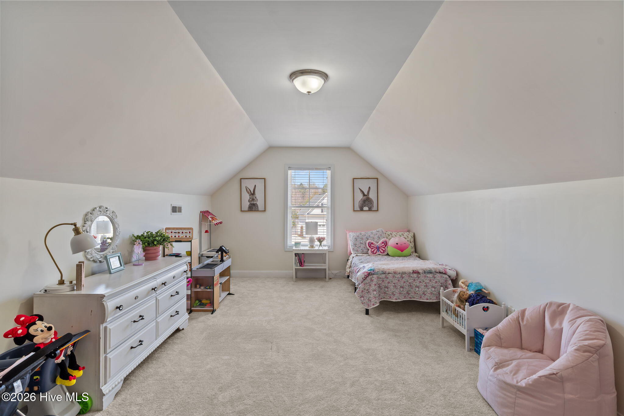 100561323 | Photo 30