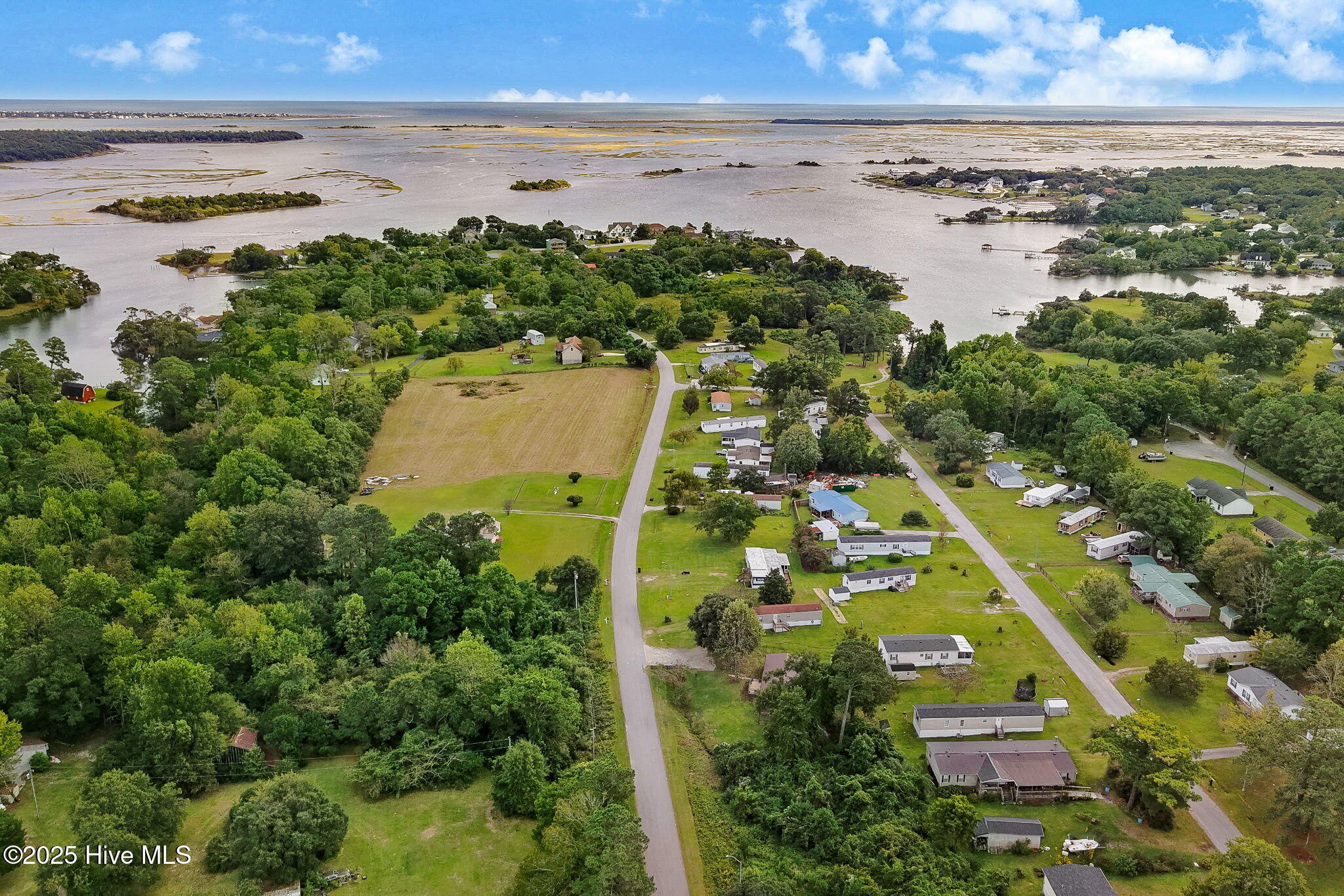 Homes for sale in Swansboro, NC | 1128 Glancy Rd, Swansboro, NC 28584 | MLS# 100540035