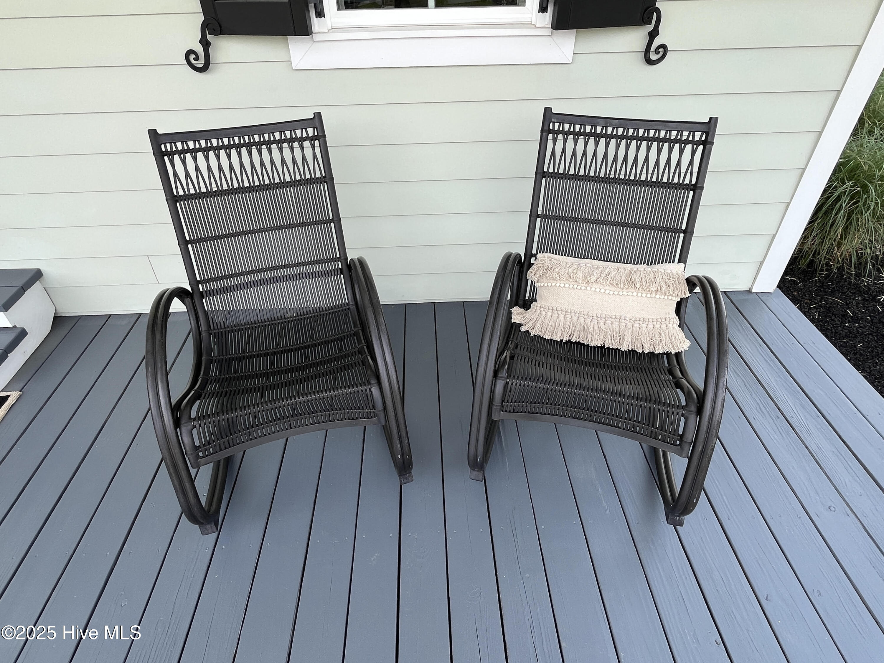 Porch 1b-65 Oglethorpe