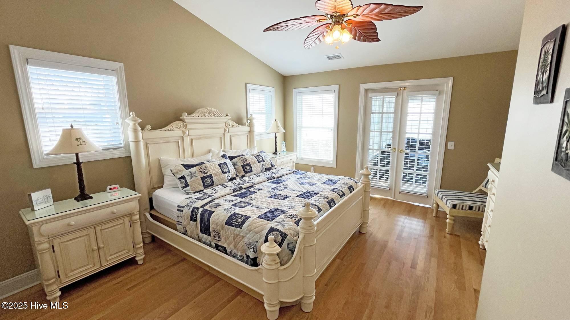 100496686 | Photo 47