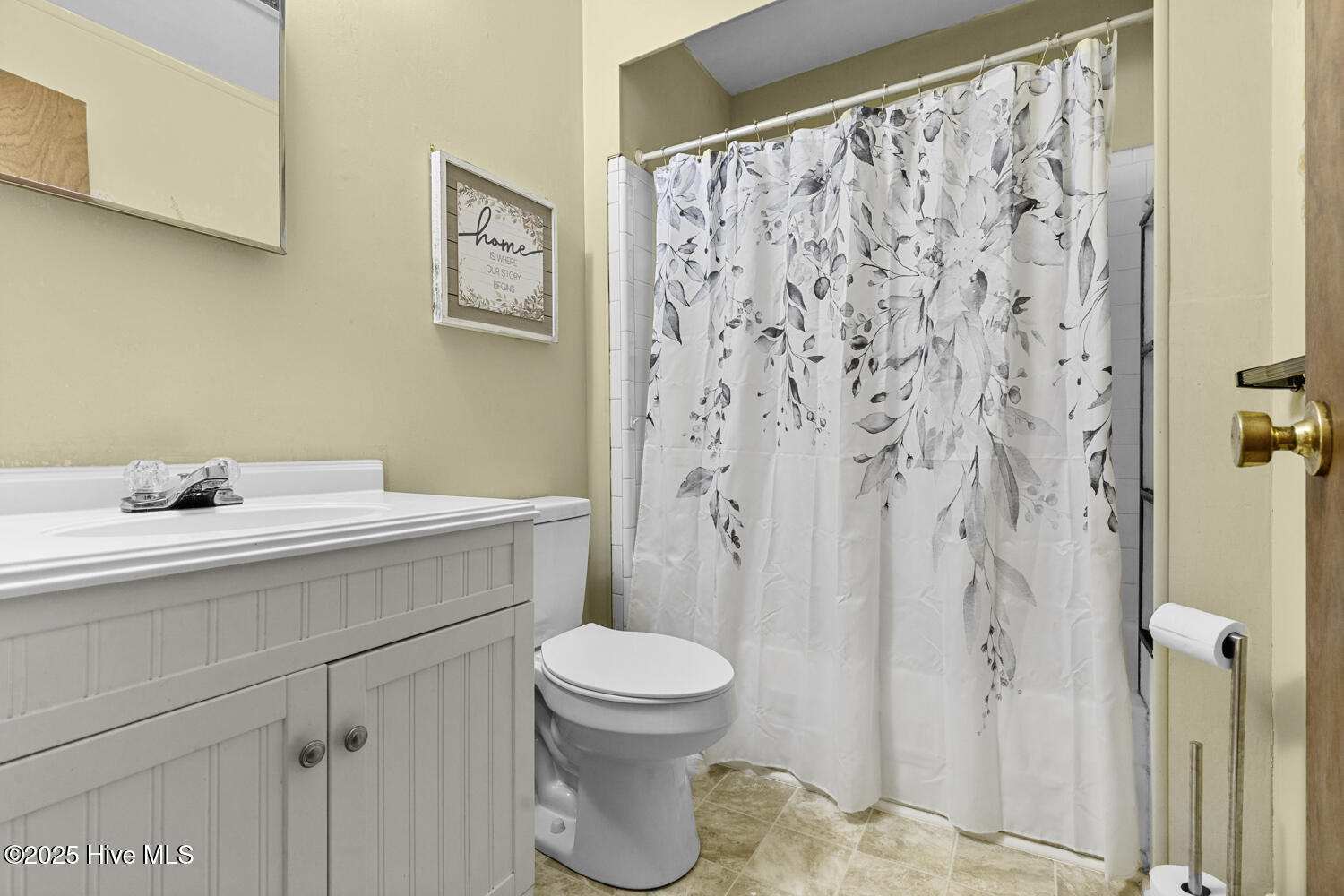 100523825 | Photo 19