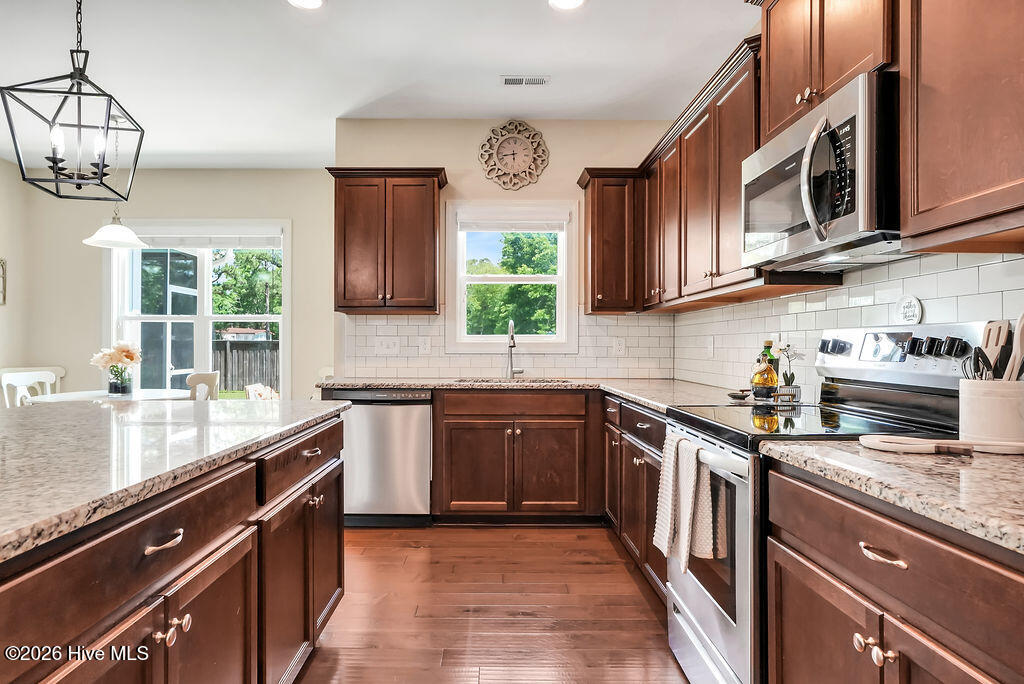 80 Peoples Court, Hampstead, NC 28443 – photo 17: Kitchen