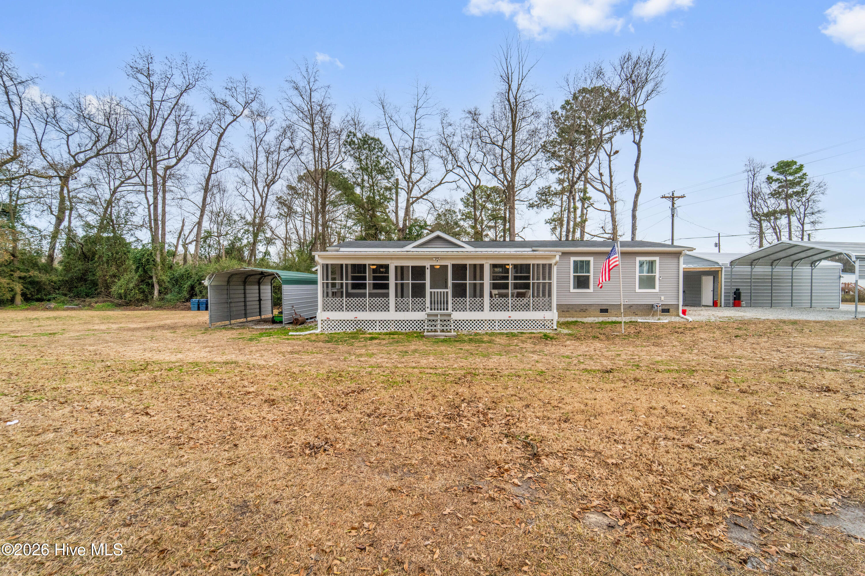 100547365 | Photo 40