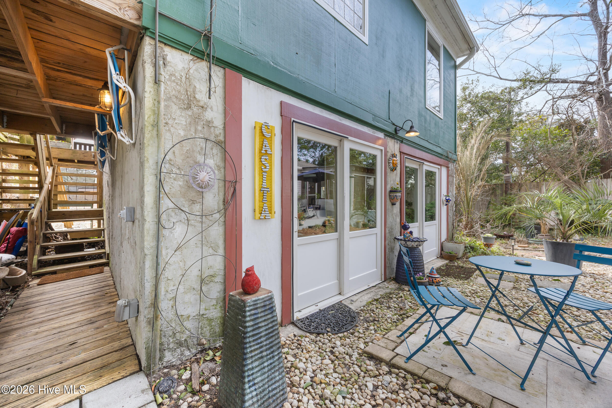 100559586 | Photo 40