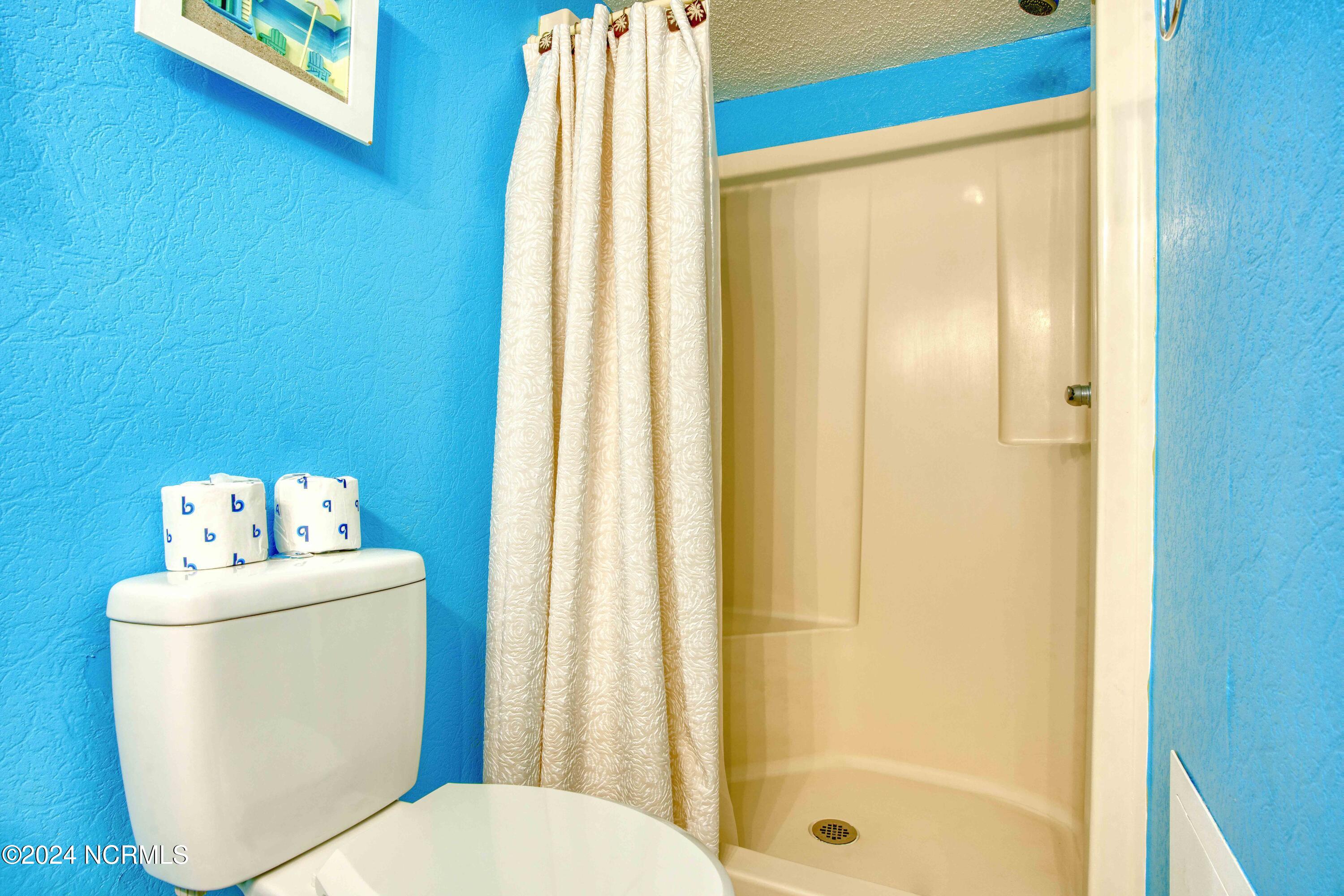 100552498 | Photo 27