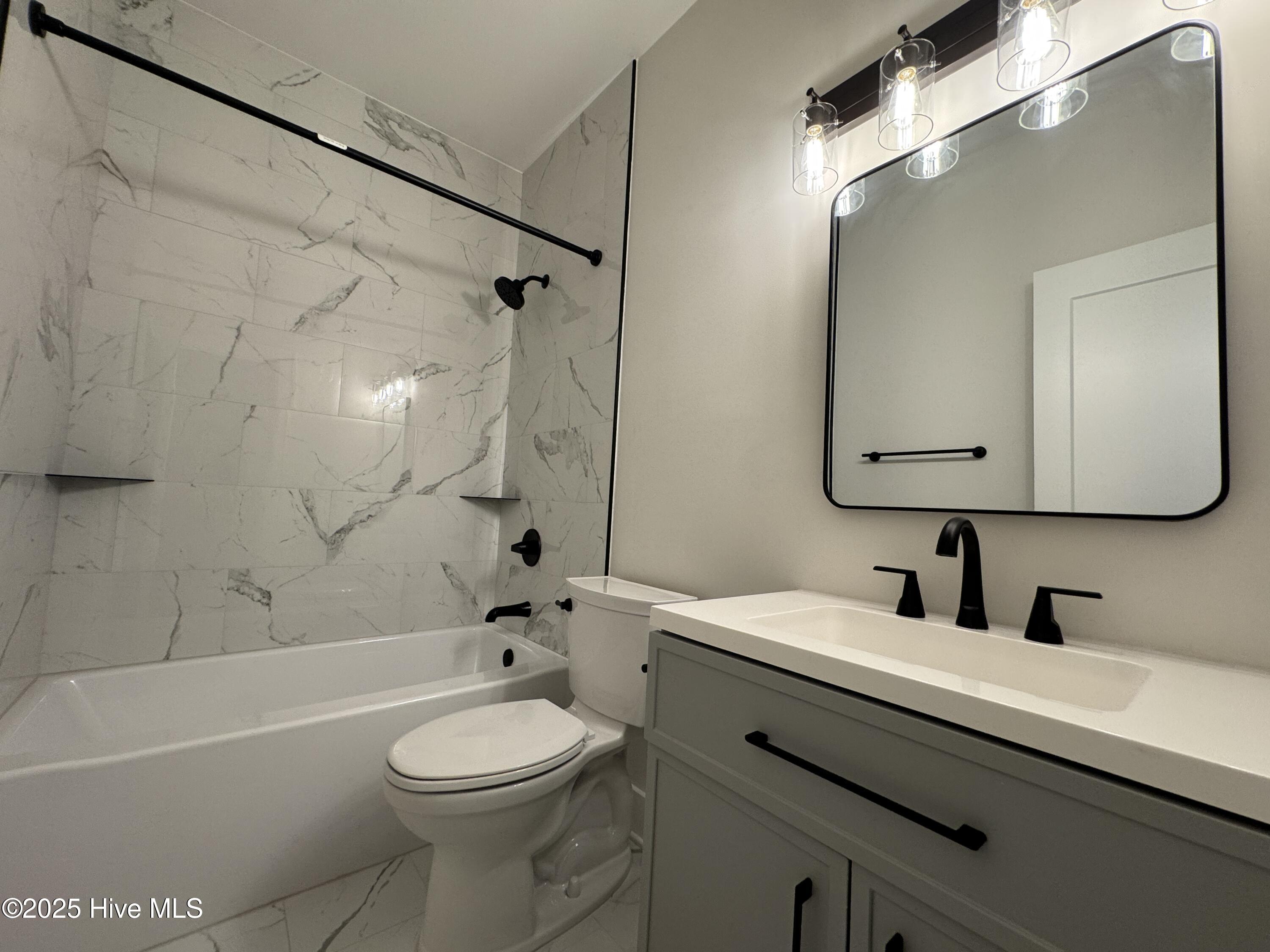 100543534 | Photo 17