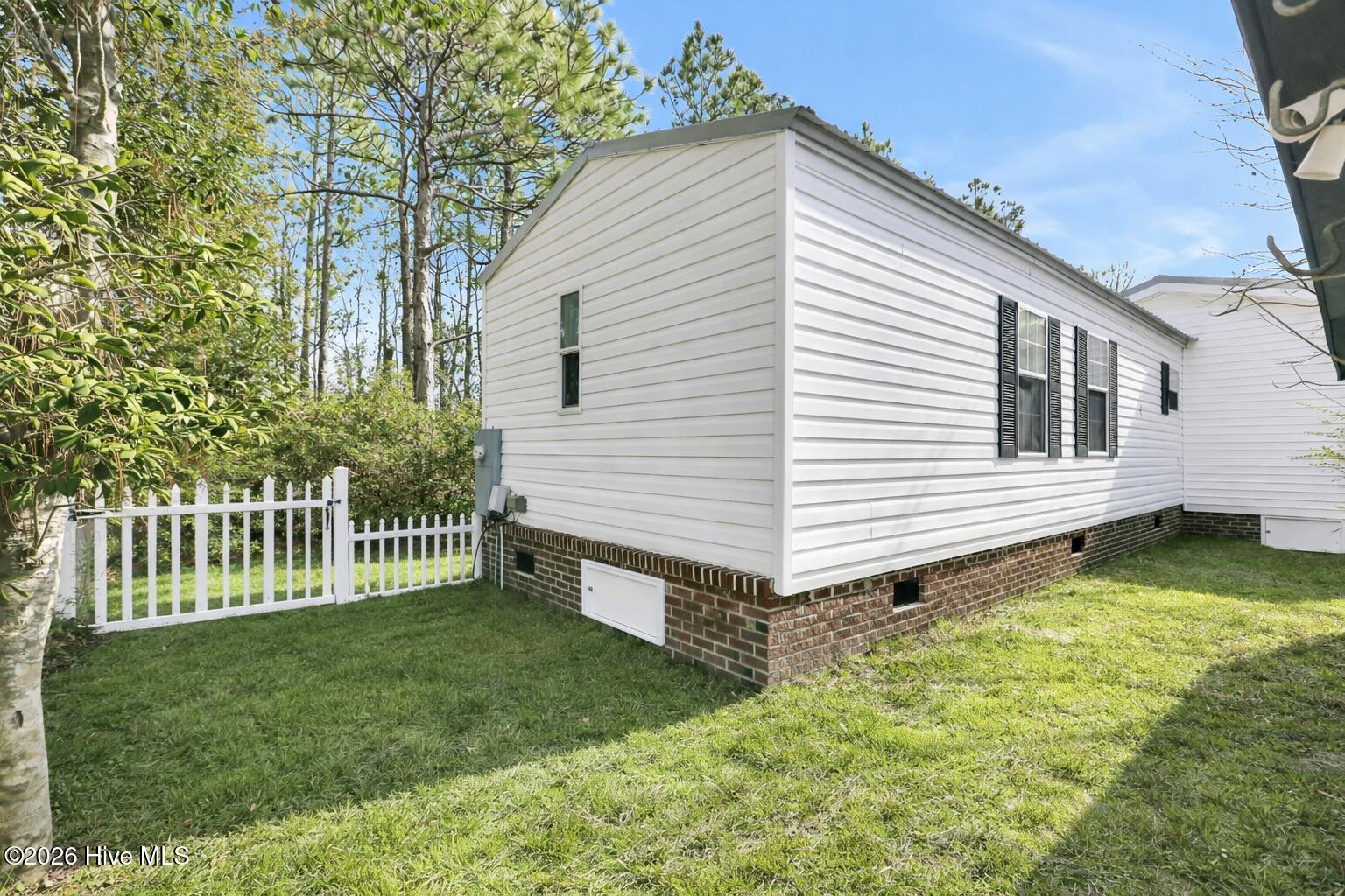 100552632 | Photo 35