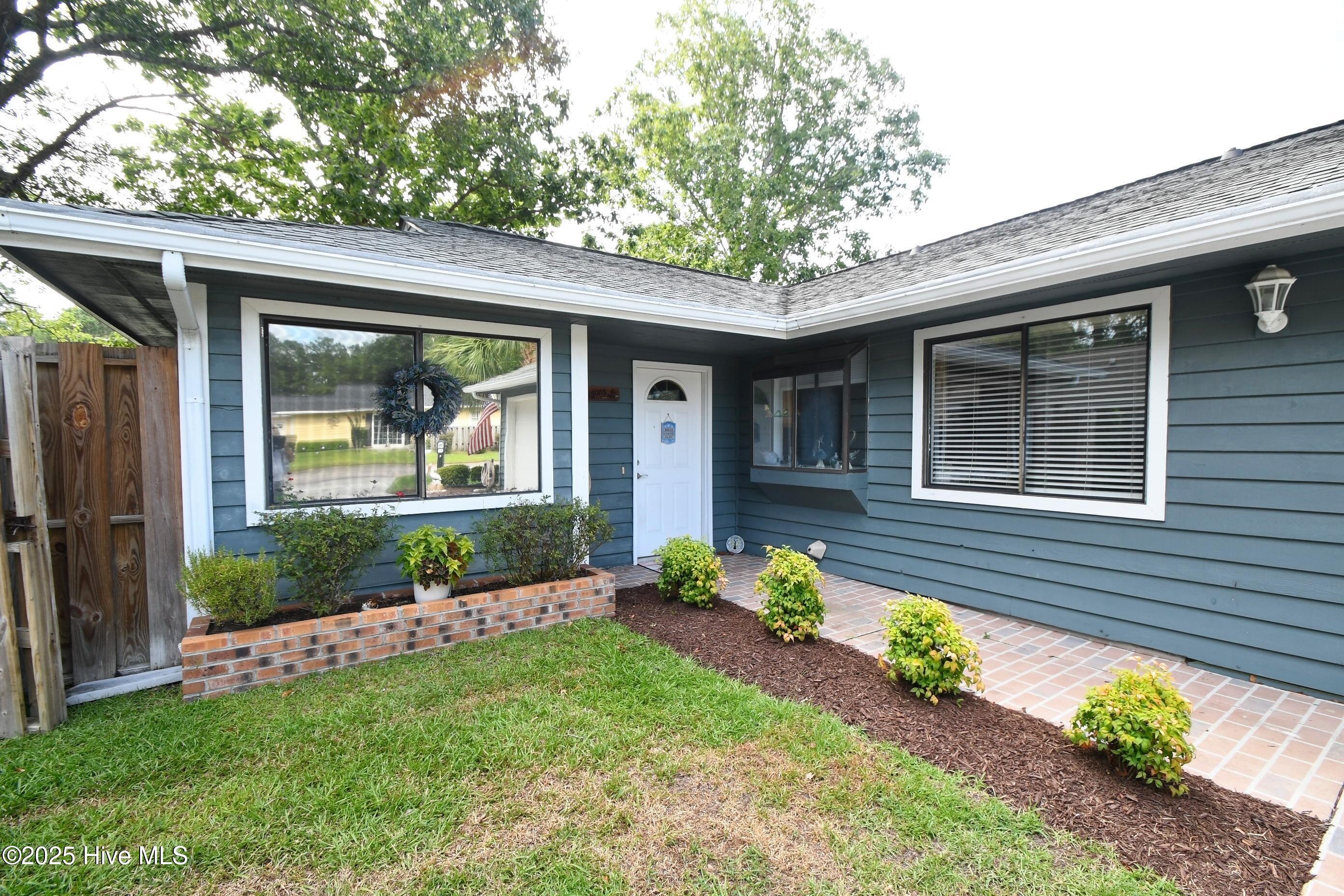 86 Cedar Tree Lane SW, Calabash, NC 28467 – photo 4: Entrance