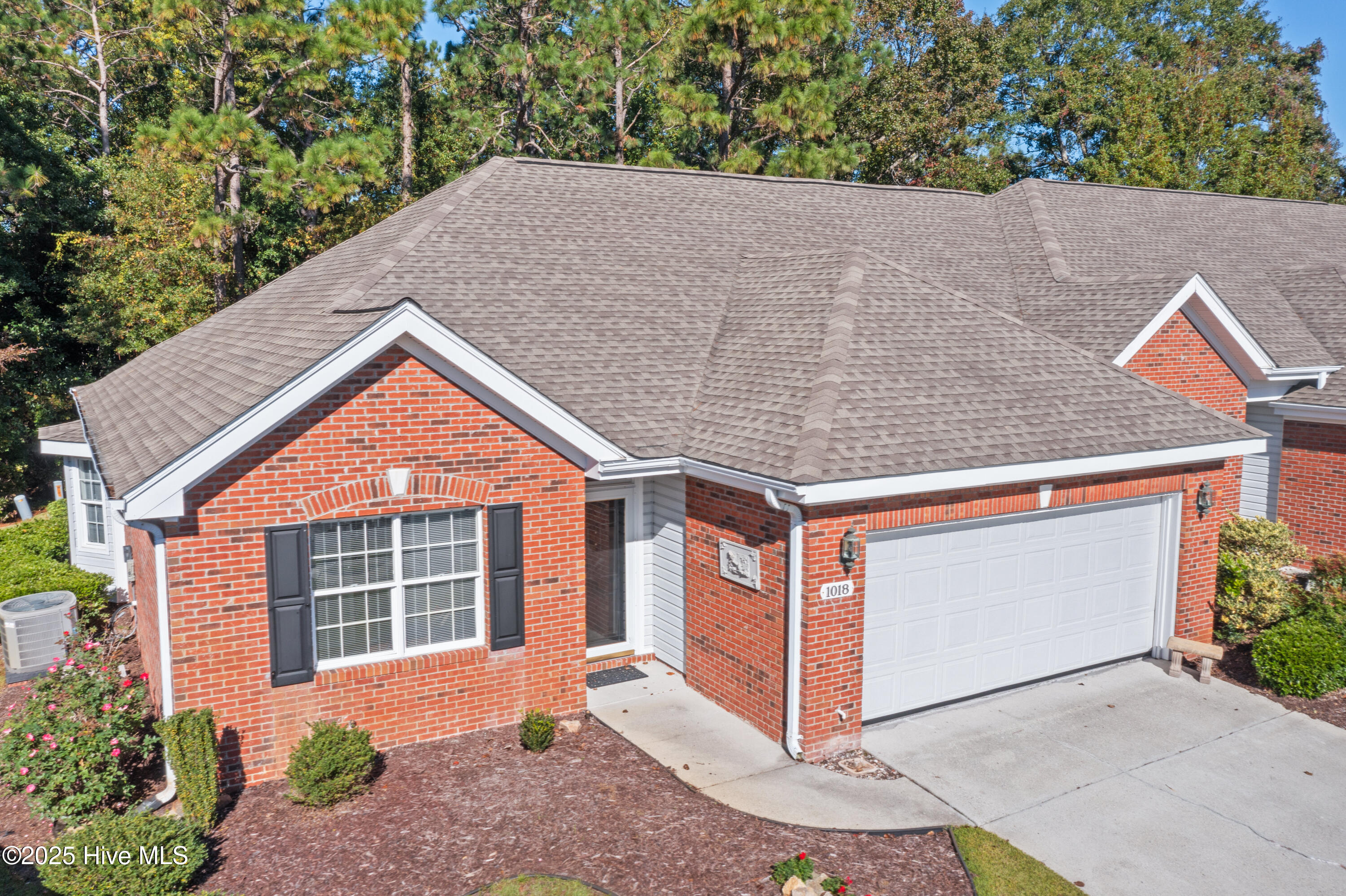 1018 Avenshire Circle, Wilmington, NC 28412 – photo 3: 003_1018_avenshire_circle-3_656