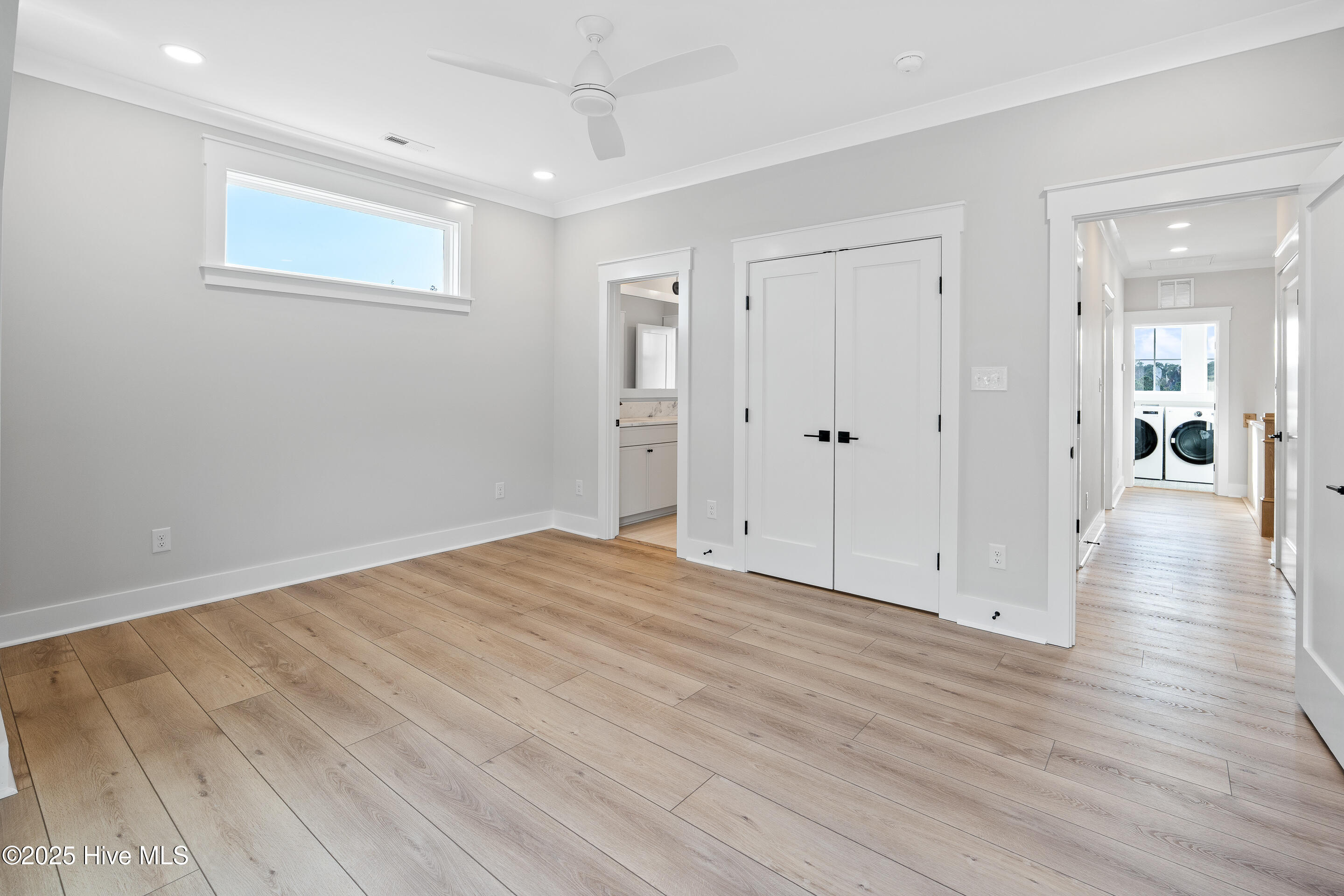 100525288 | Photo 50