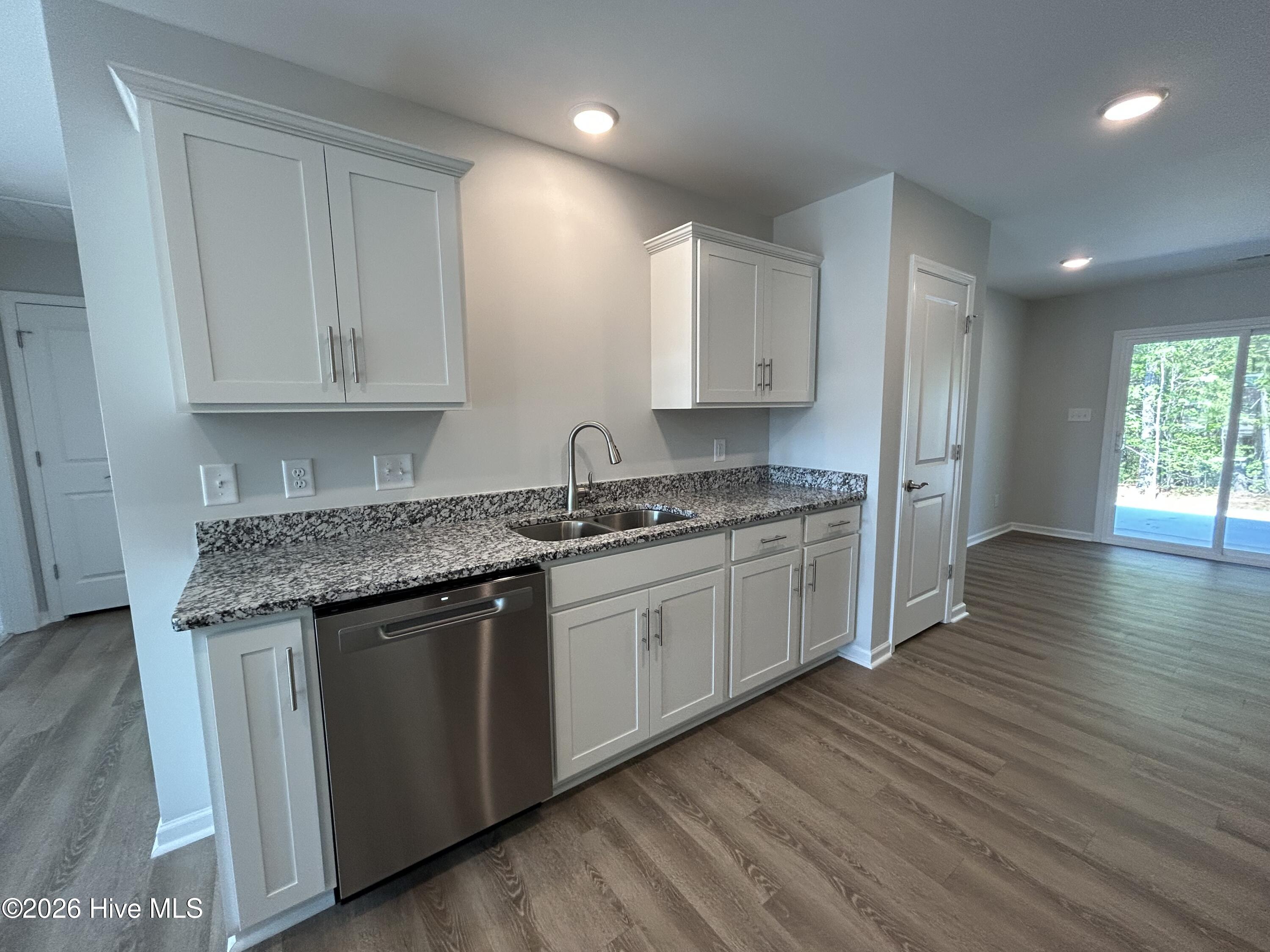 502 Cove Drive,Newport