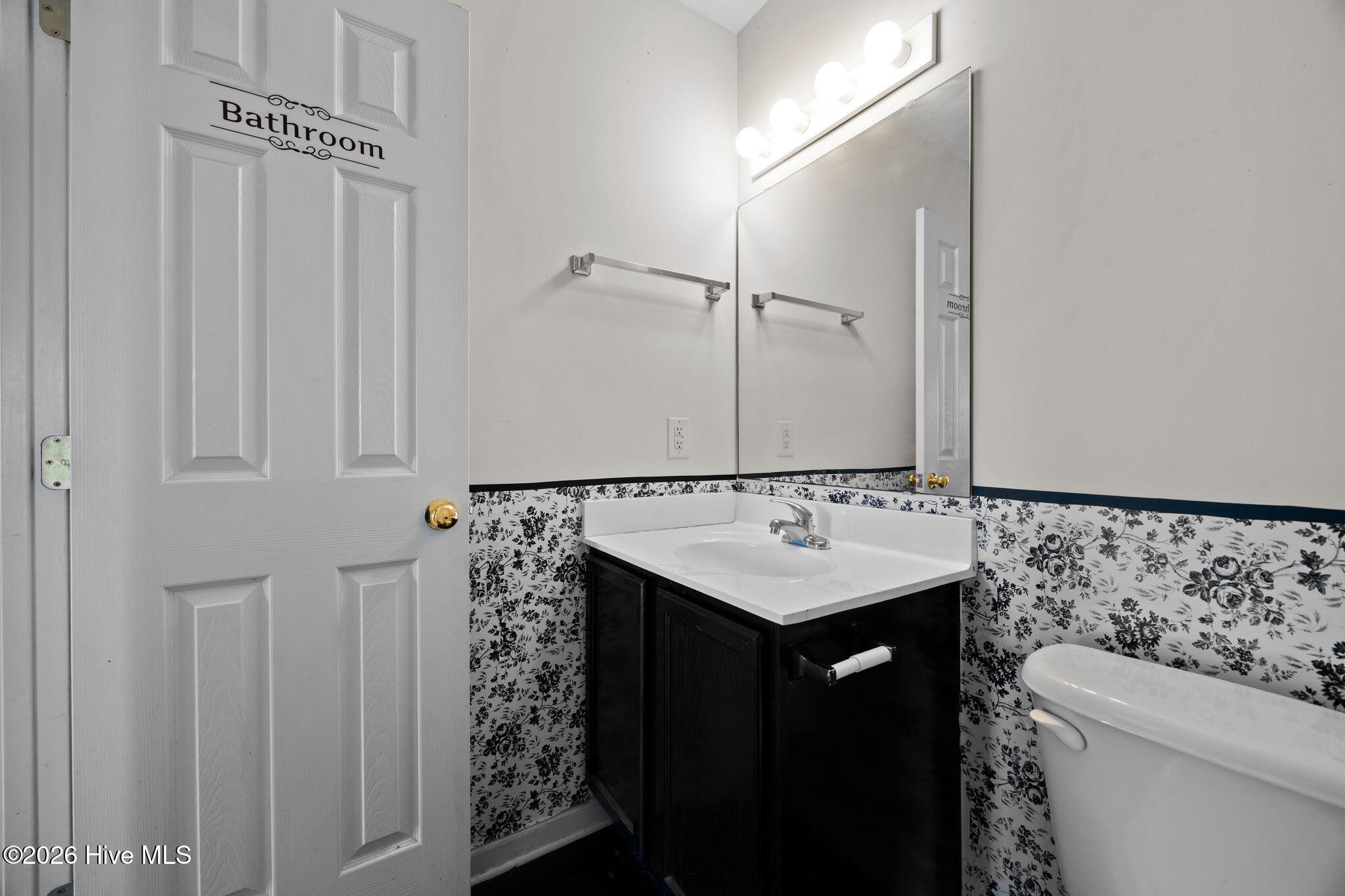 100550152 | Photo 29