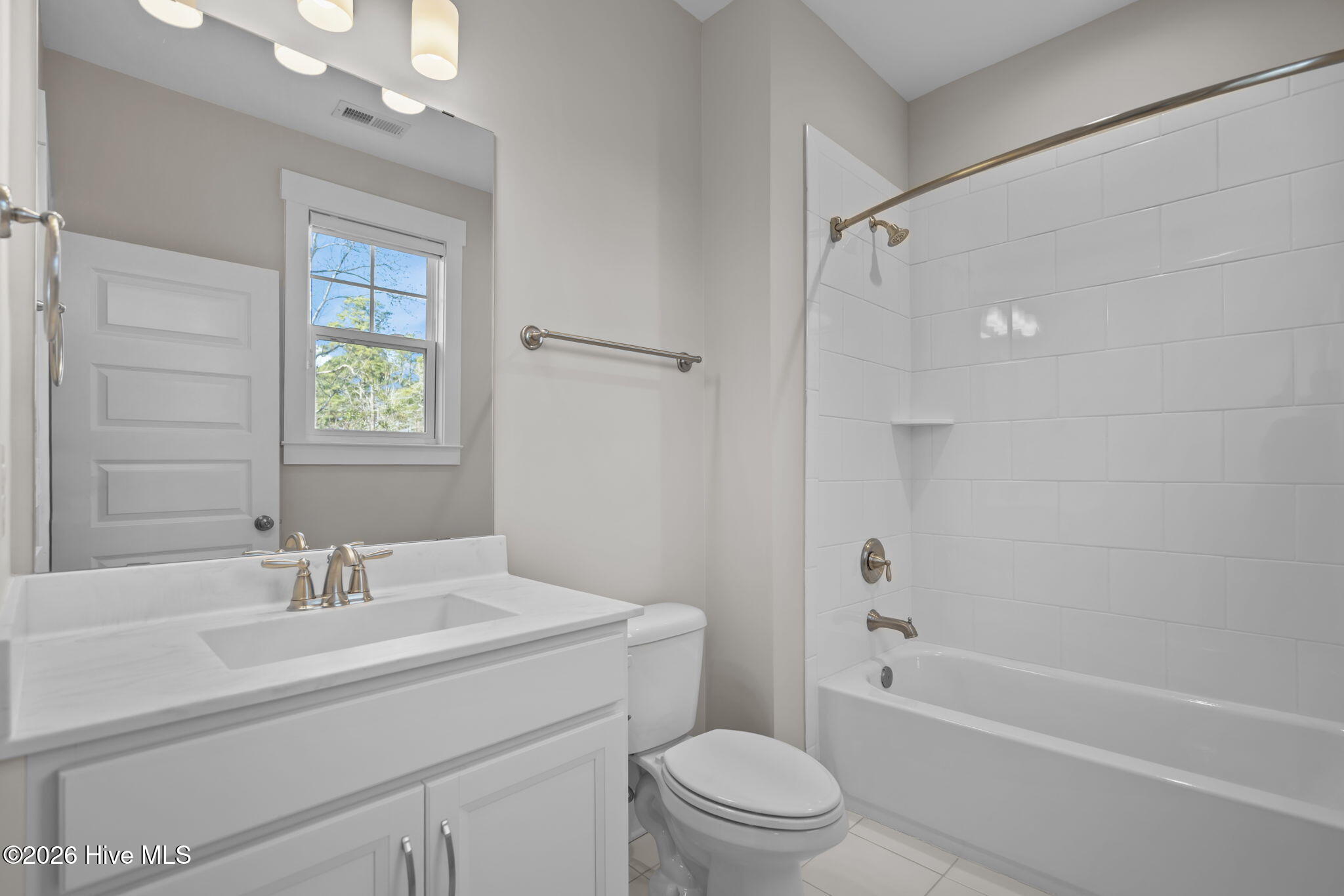 100550410 | Photo 55