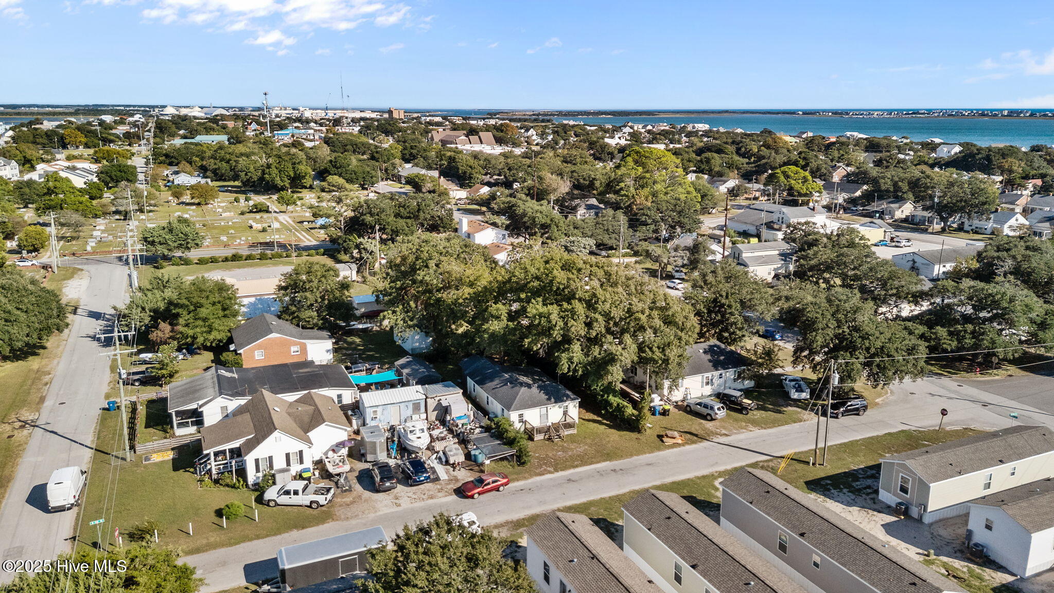 Homes for sale in Morehead City, NC | 304 N 21st St, Morehead City, NC 28557 | MLS# 100533347