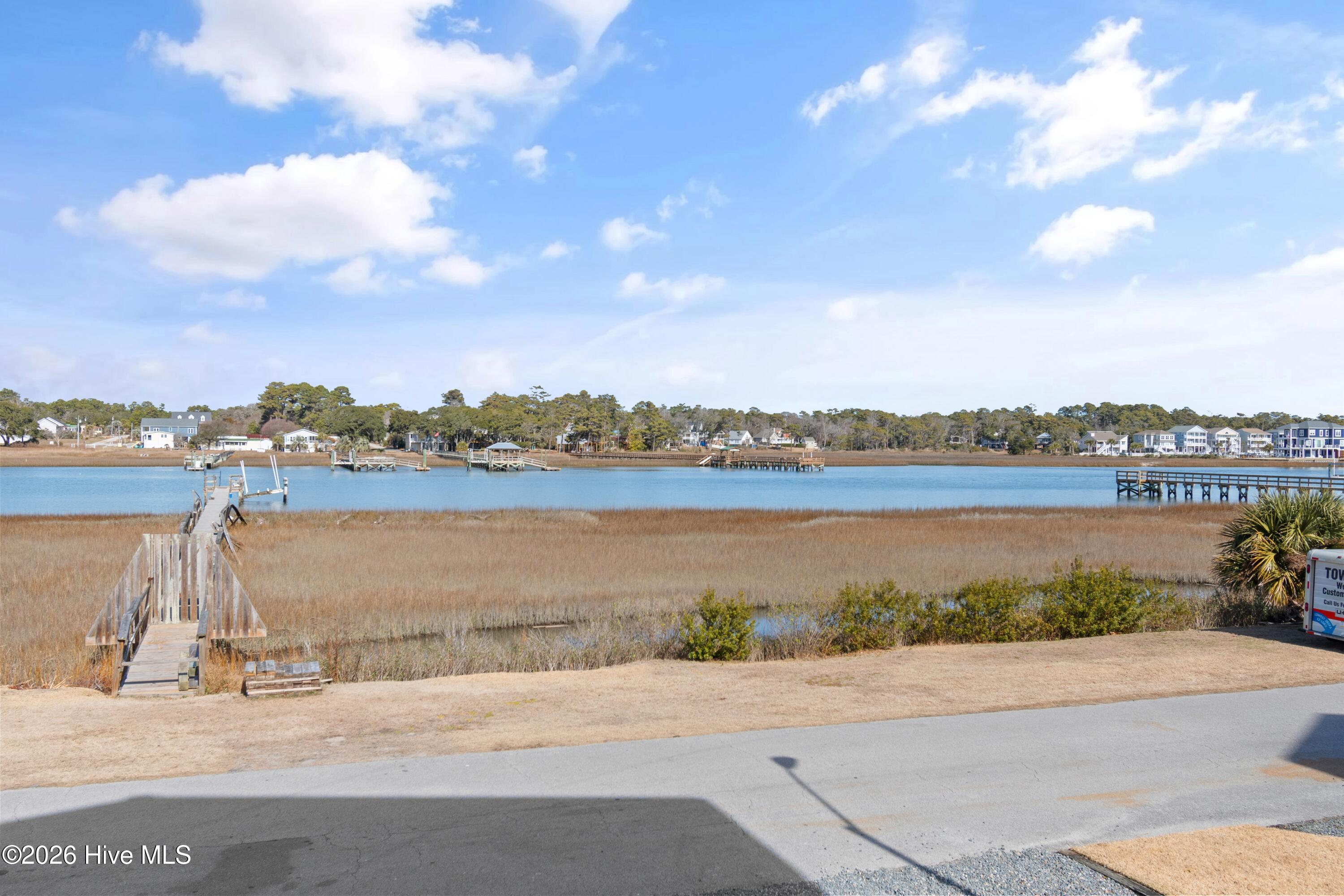 100547870 | Photo 62