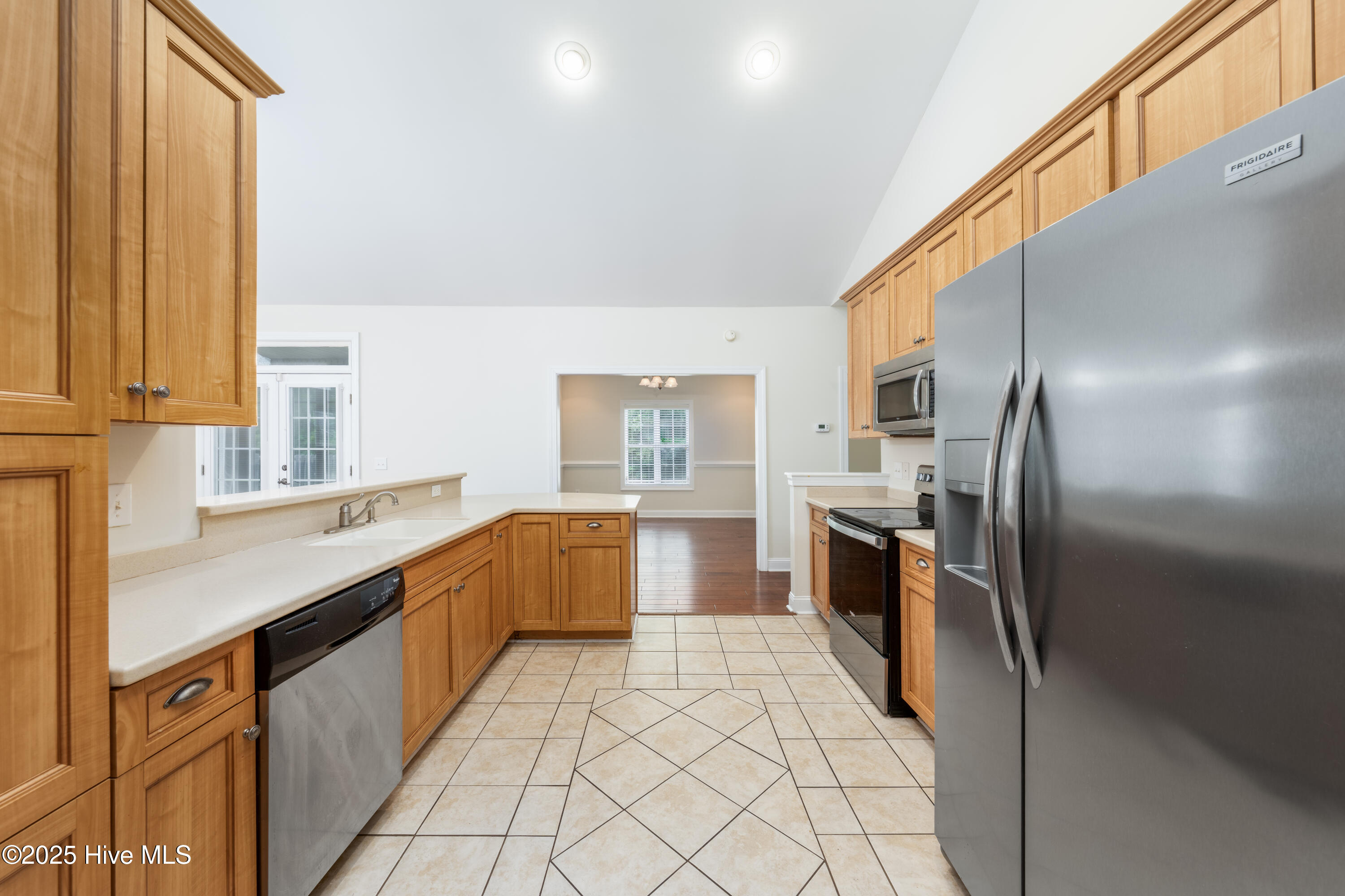 100513882 | Photo 22