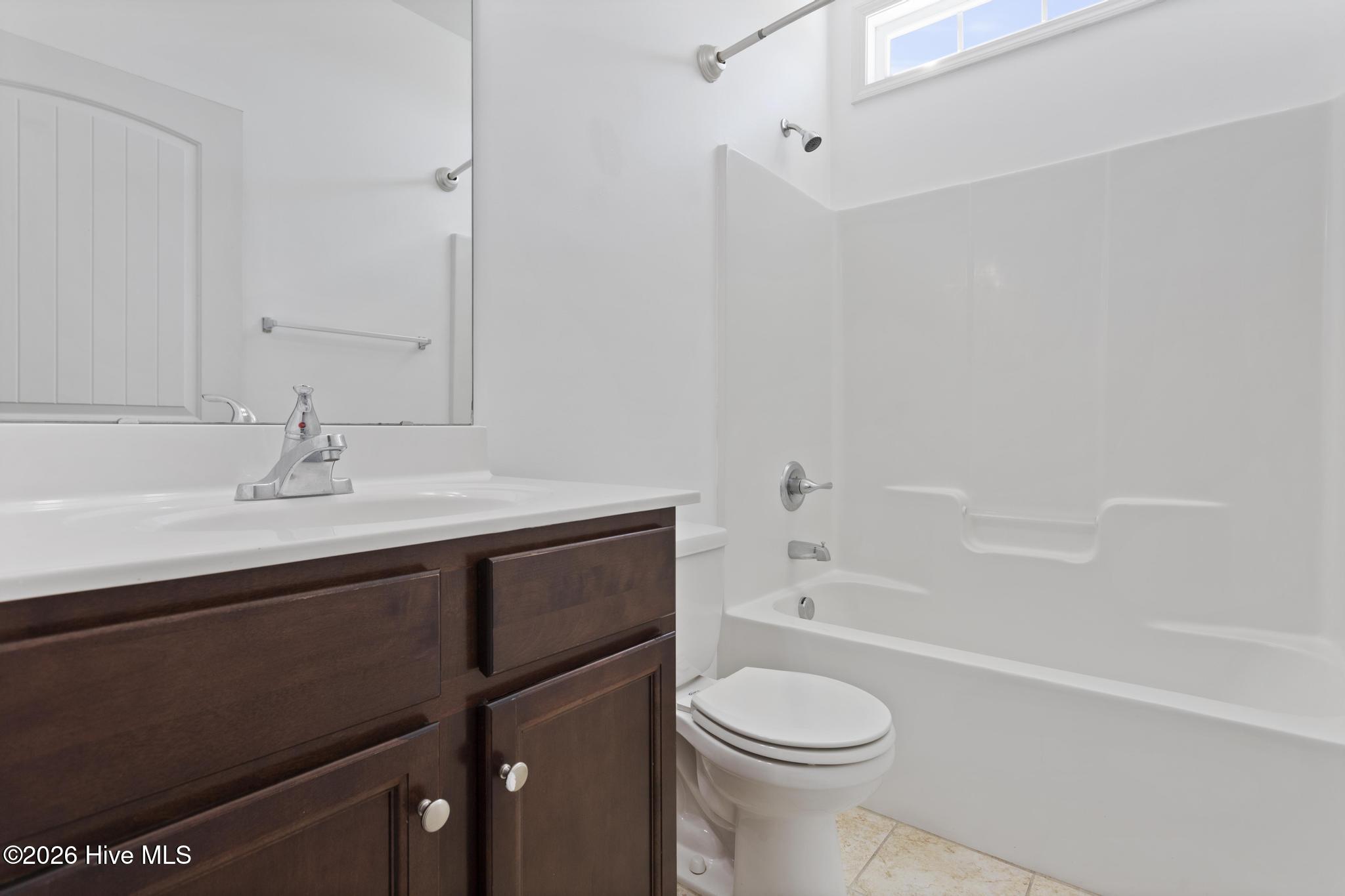 100542370 | Photo 18