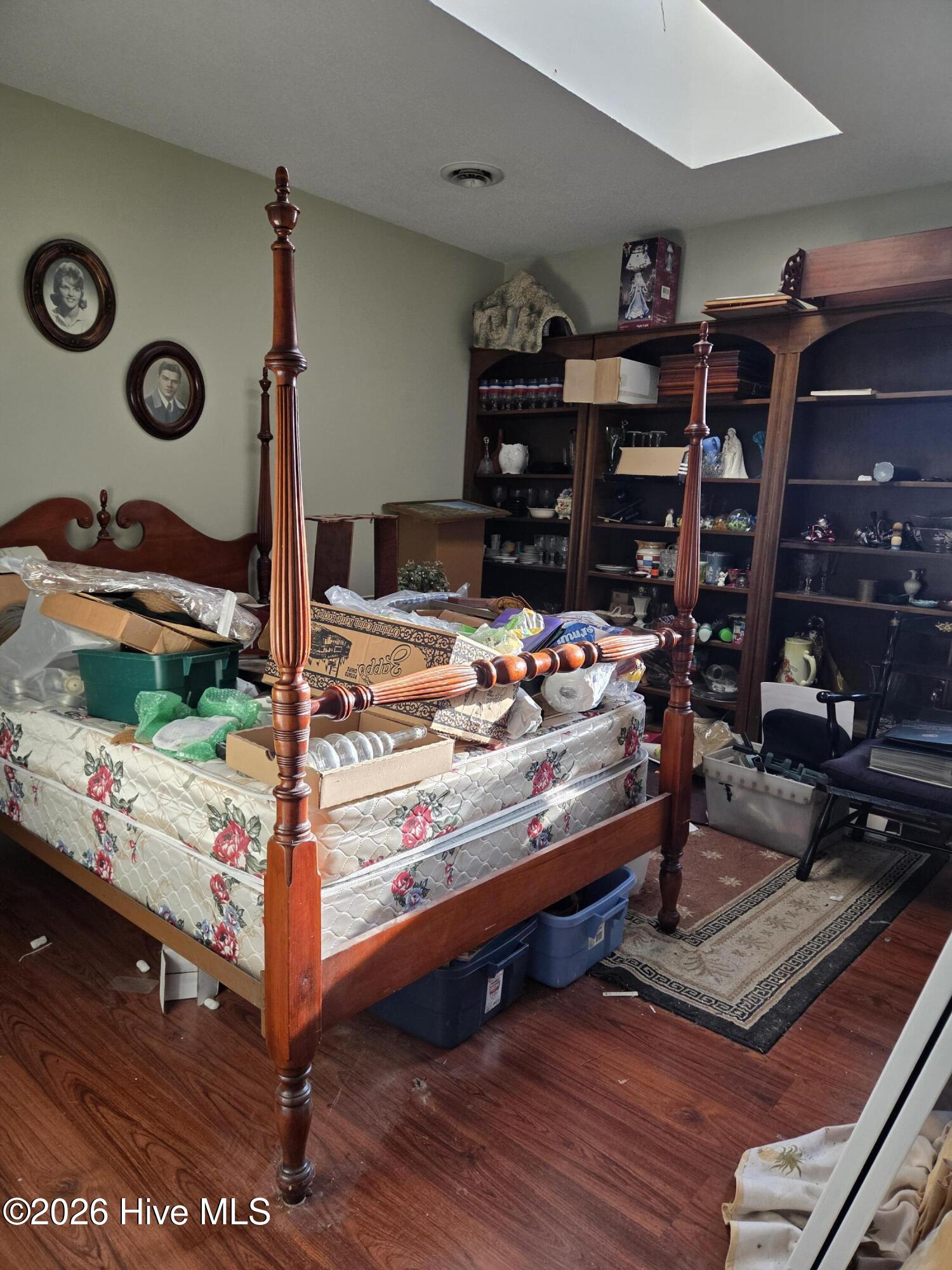 100550366 | Photo 34