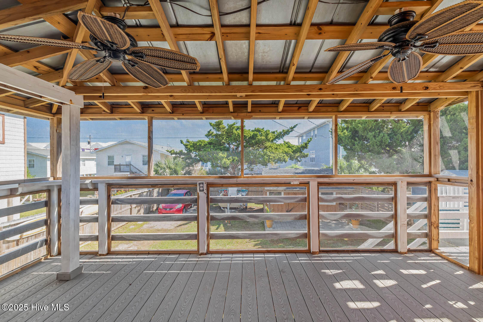 100538071 | Photo 18