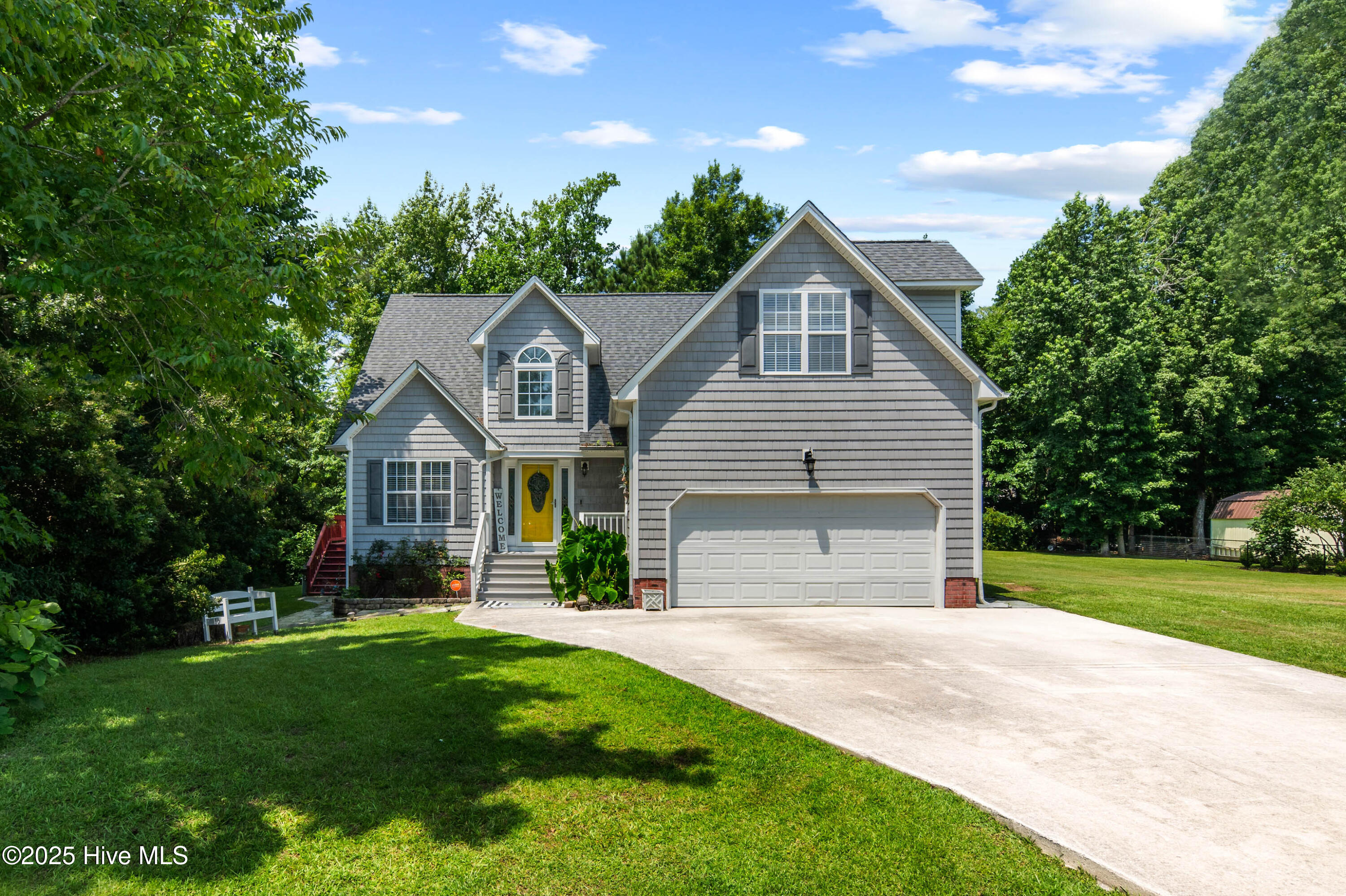 902 Charleston Place, Sneads Ferry, NC 28460 – photo 2: 01