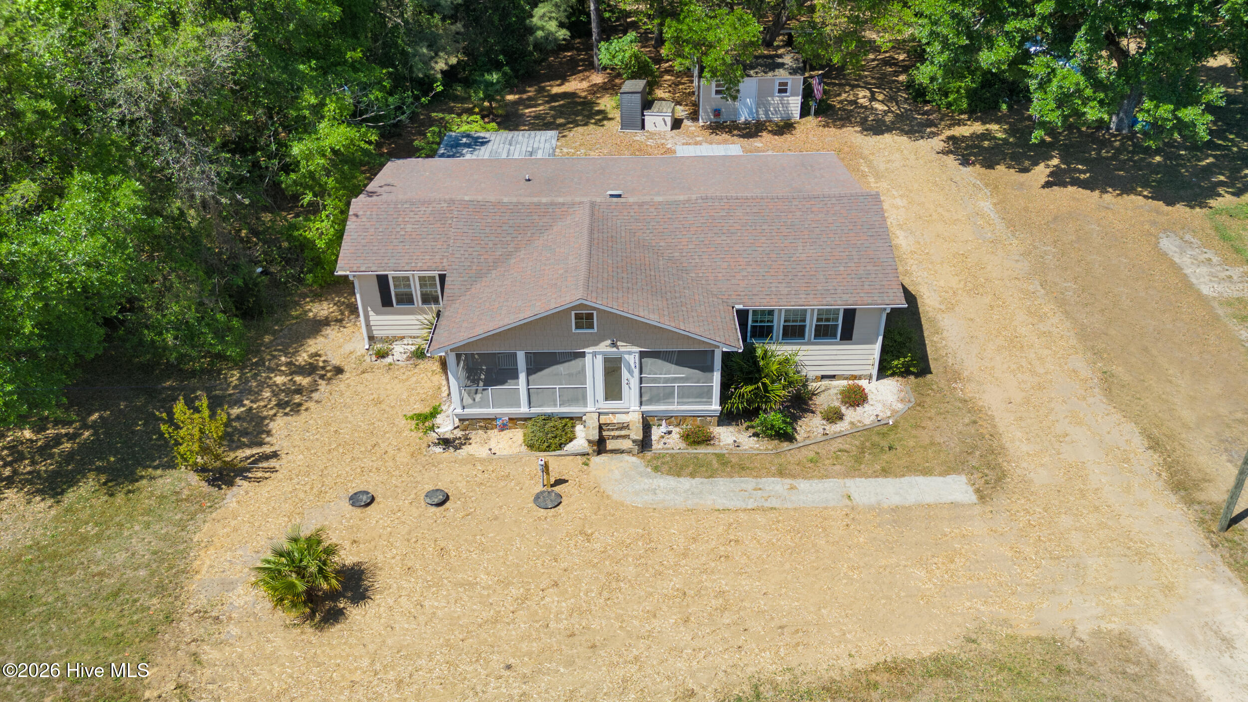 100567287 | Photo 43